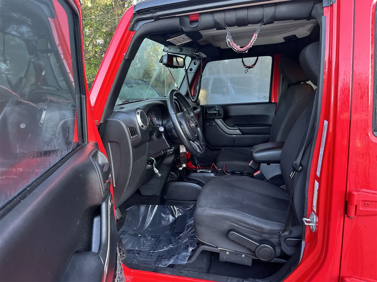 Thumbnail: 2015 Jeep Wrangler - 2