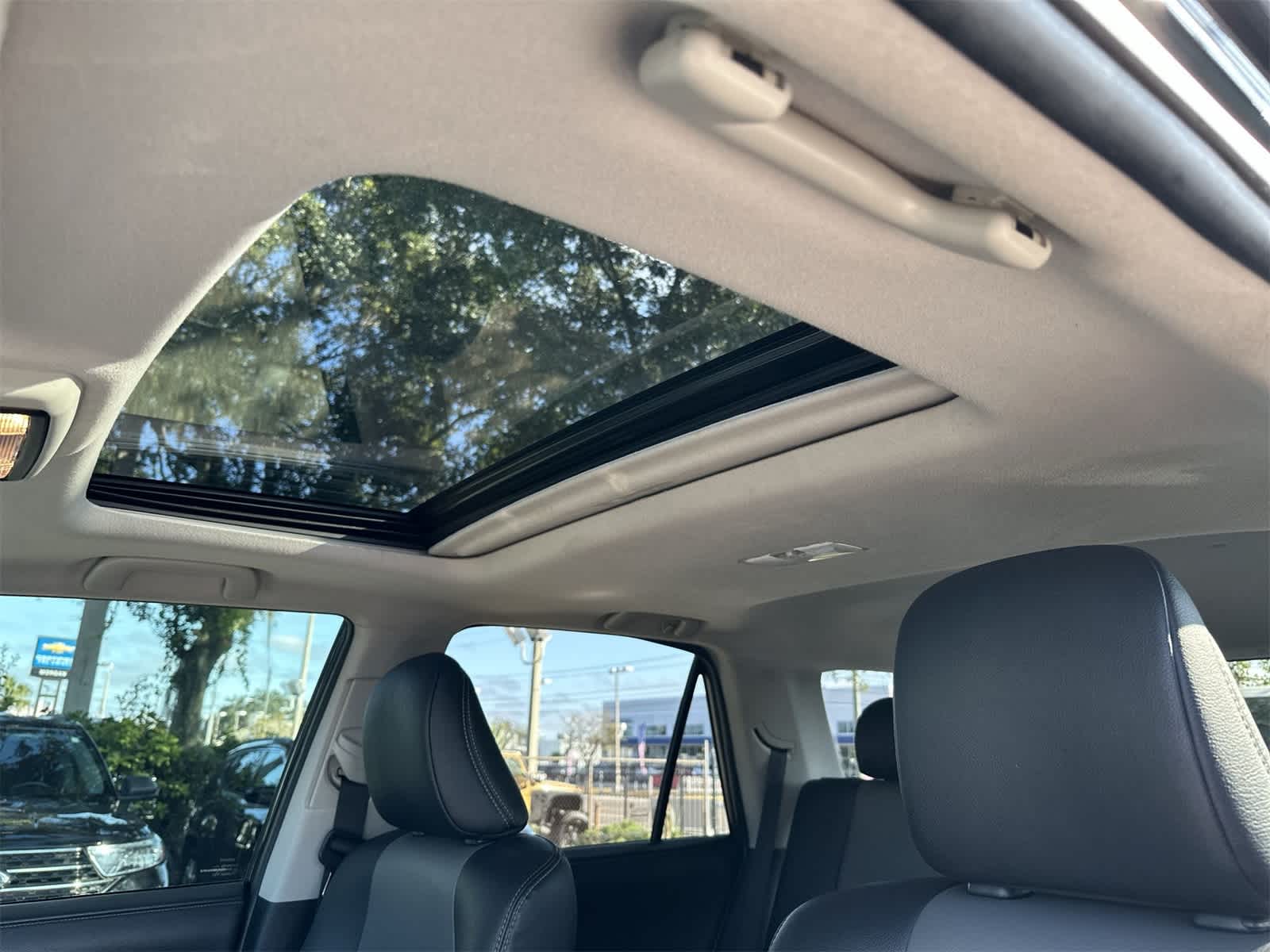 Thumbnail: 2022 Toyota 4Runner - 8