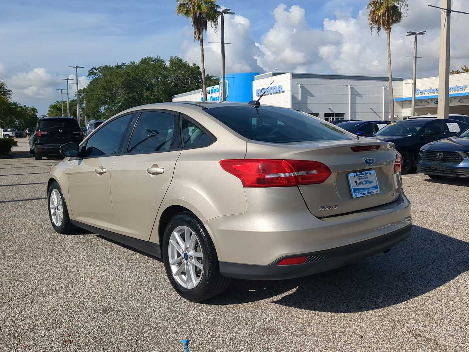 Thumbnail: 2017 Ford Focus - 4