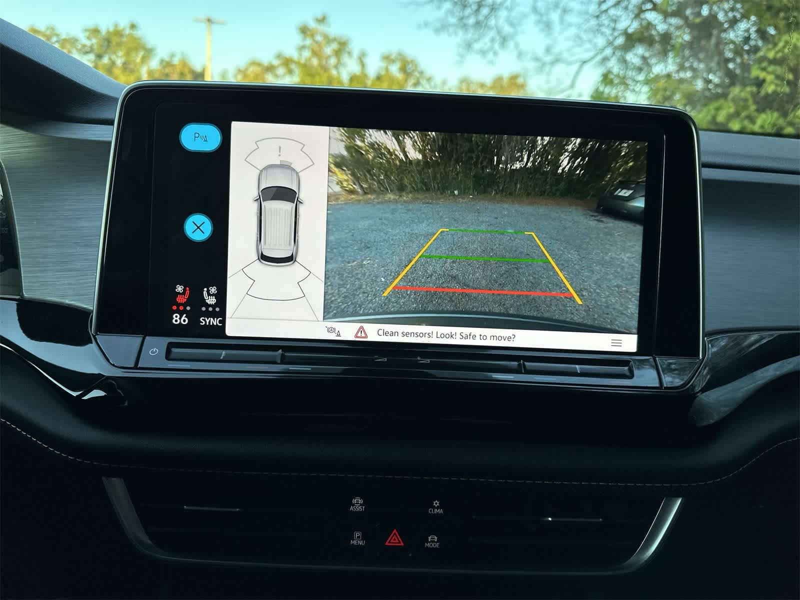 Thumbnail: 2024 Volkswagen Atlas - 22