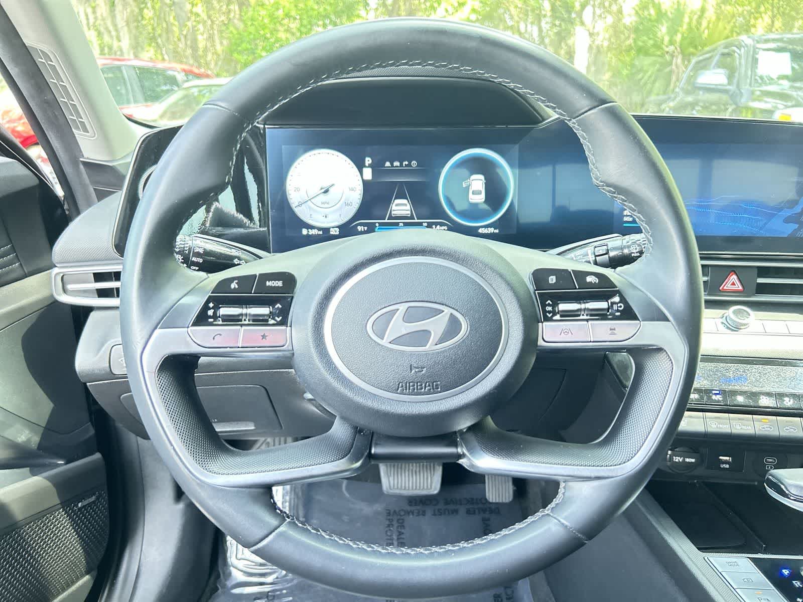 Thumbnail: 2024 Hyundai Elantra - 16