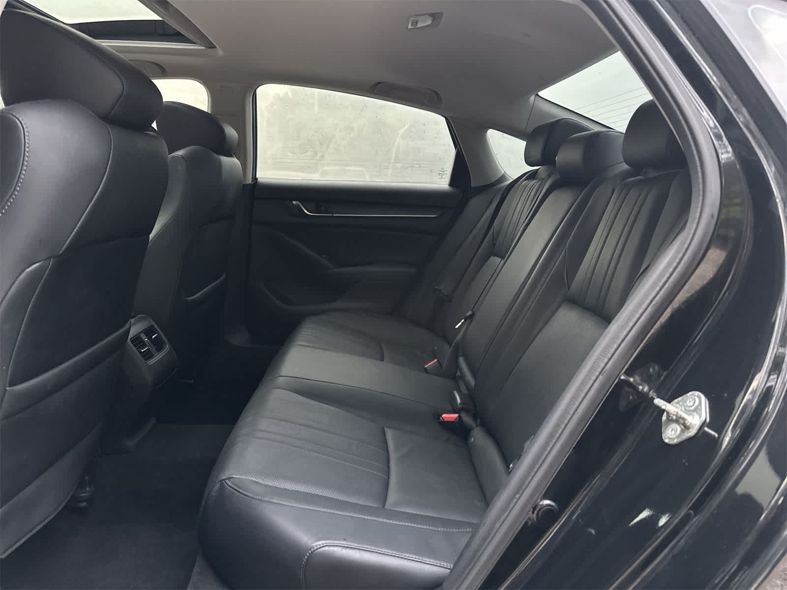 Thumbnail: 2018 Honda Accord - 18