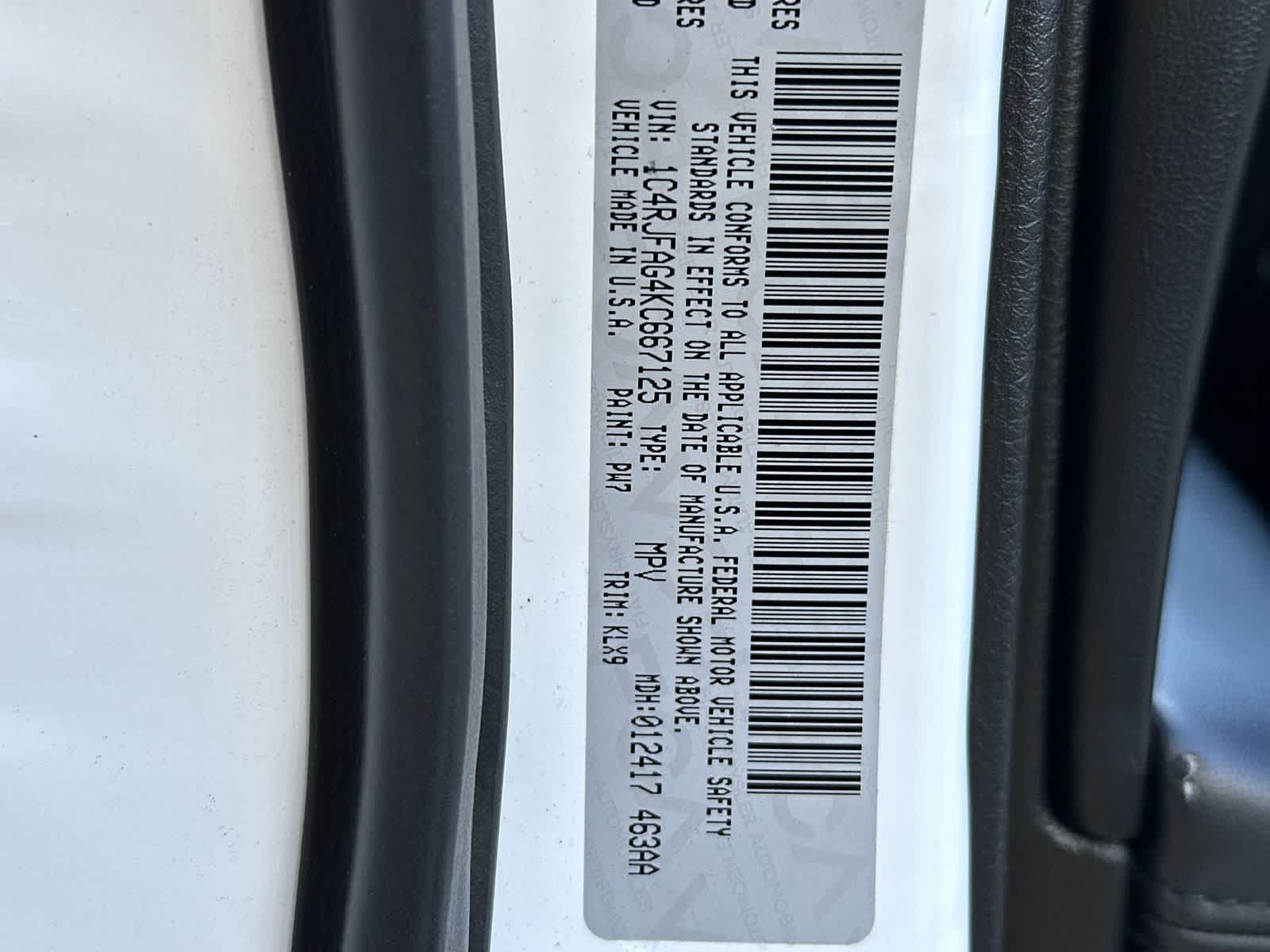 Thumbnail: 2019 Jeep Grand Cherokee - 19