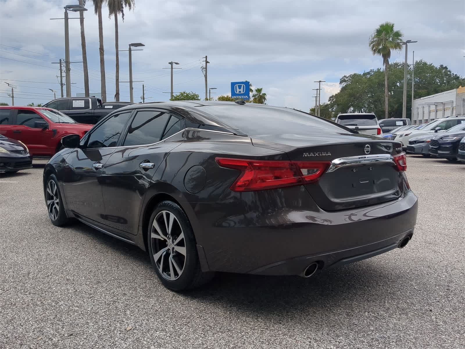 Thumbnail: 2016 Nissan Maxima - 4