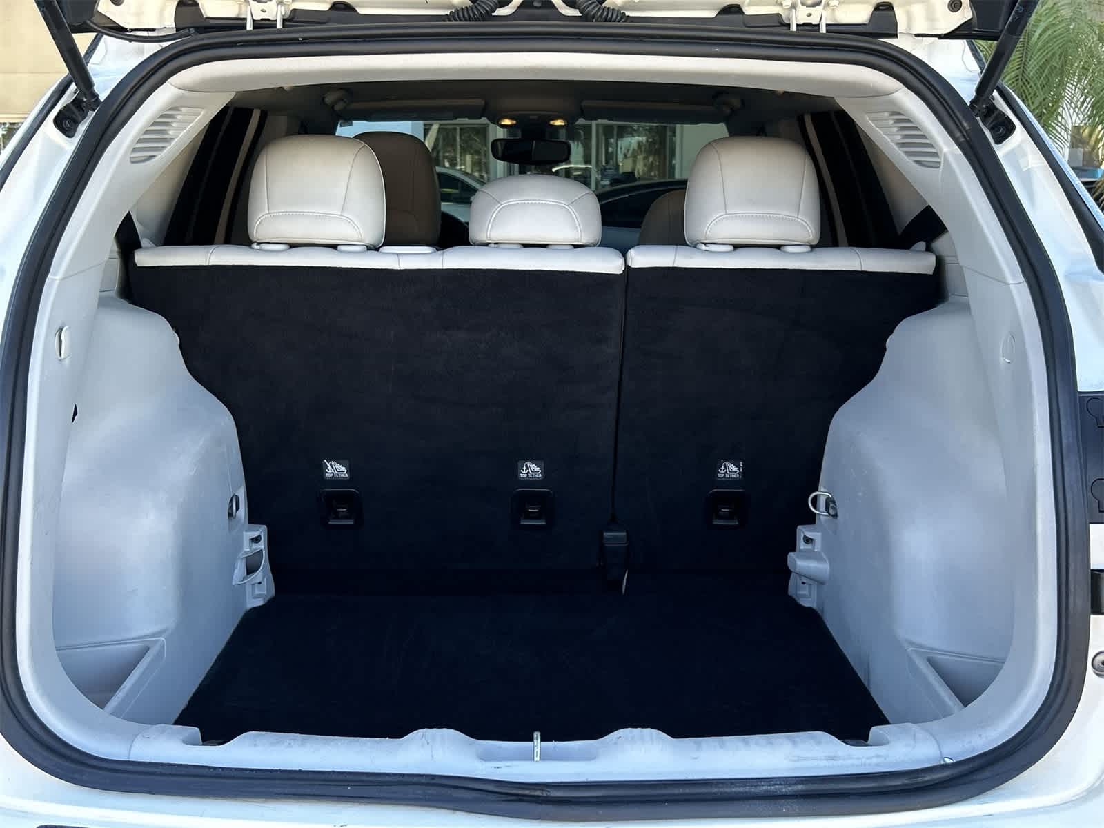 Thumbnail: 2019 Jeep Compass - 19