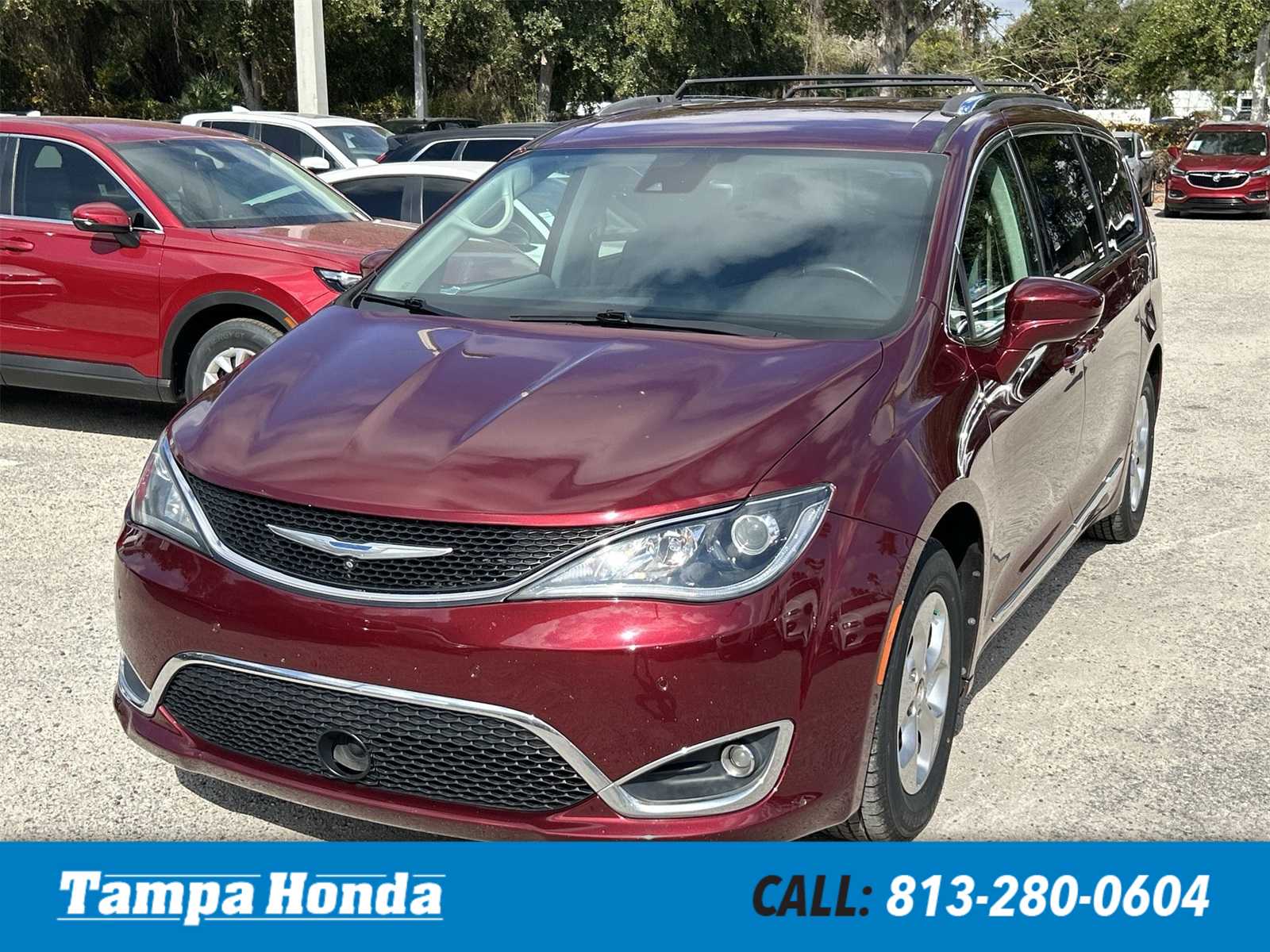 2017 Chrysler Pacifica  -
                  Tampa, FL