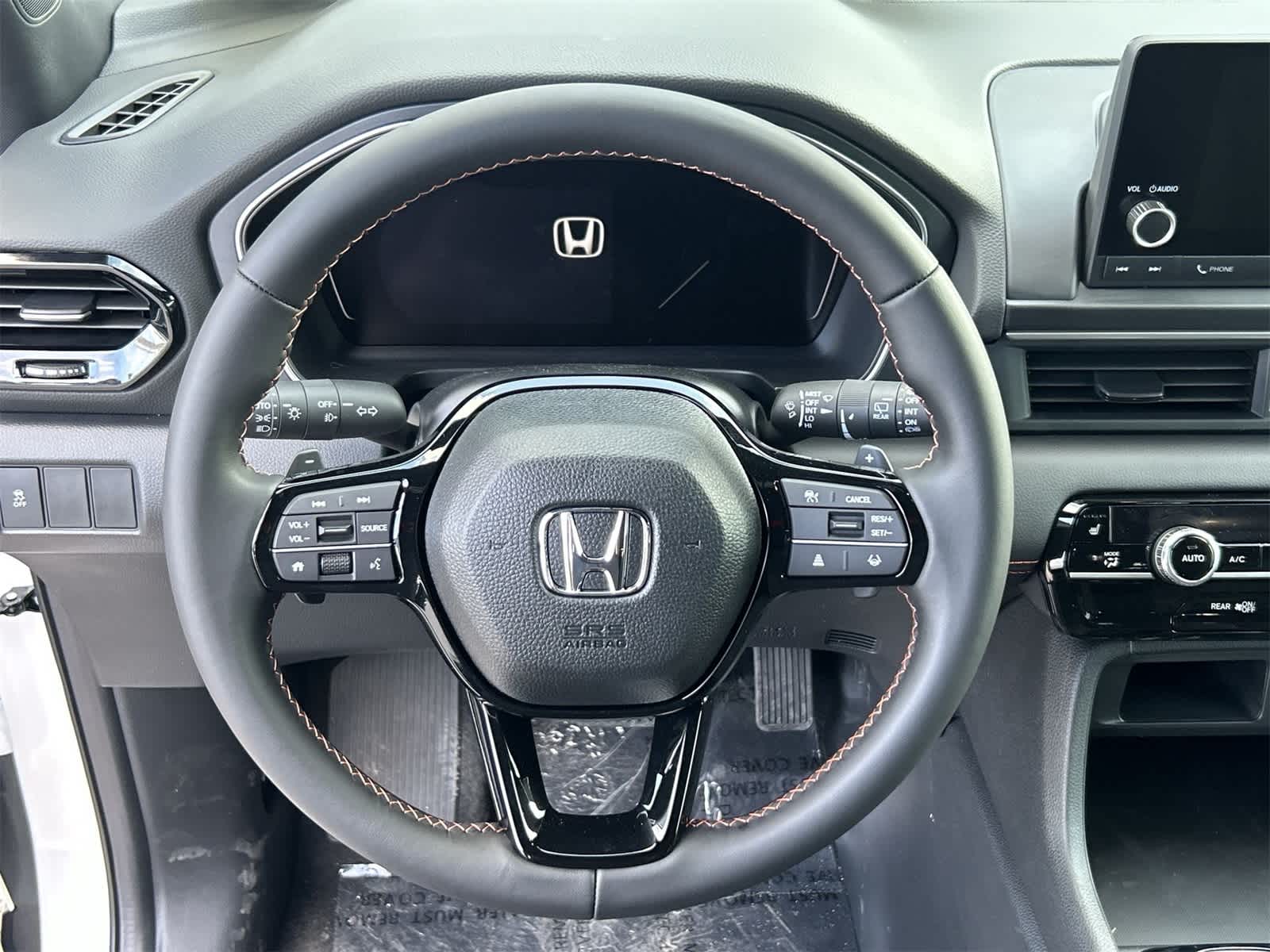 Thumbnail: 2025 Honda Pilot - 15