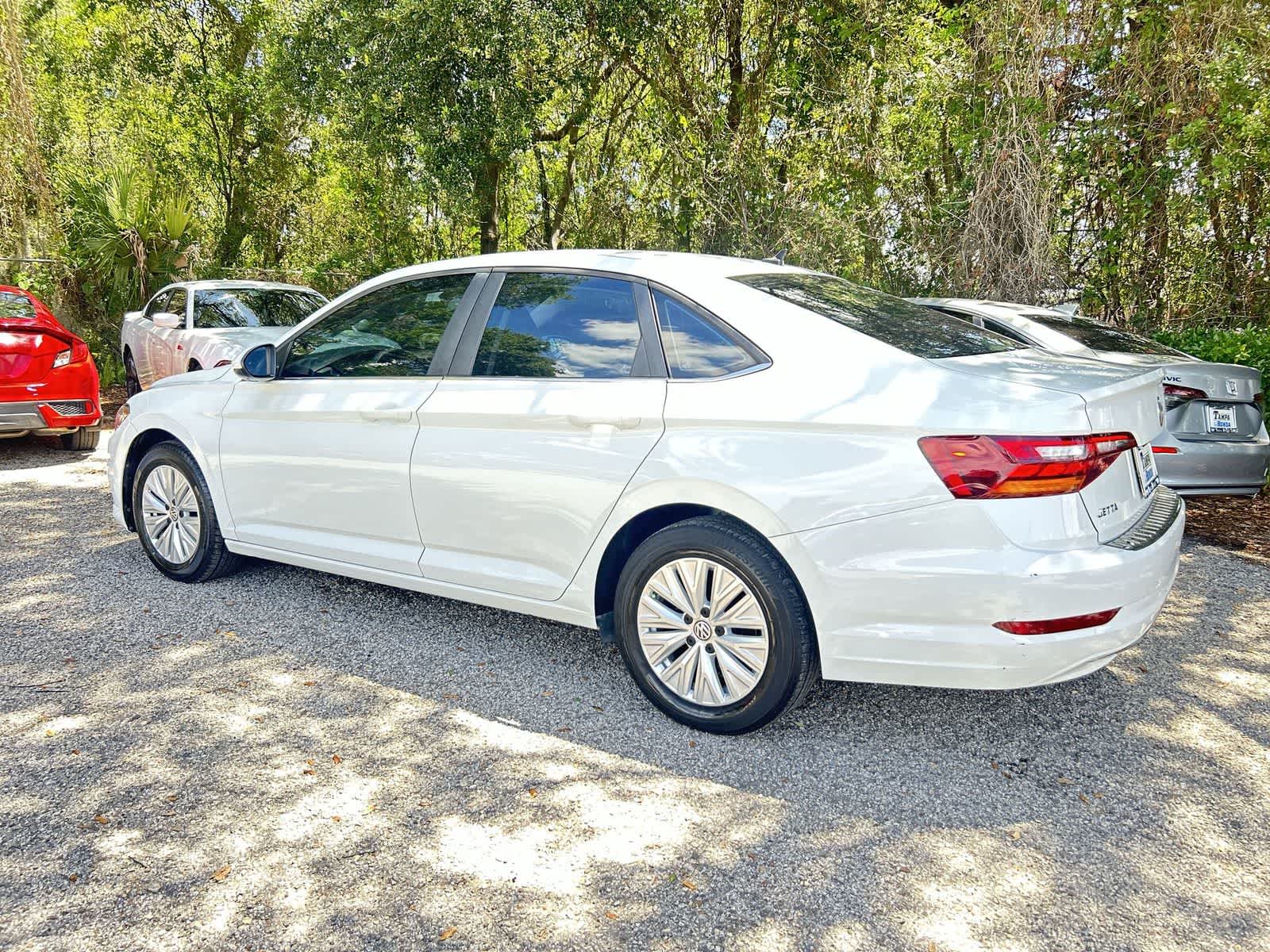 Thumbnail: 2019 Volkswagen Jetta - 6
