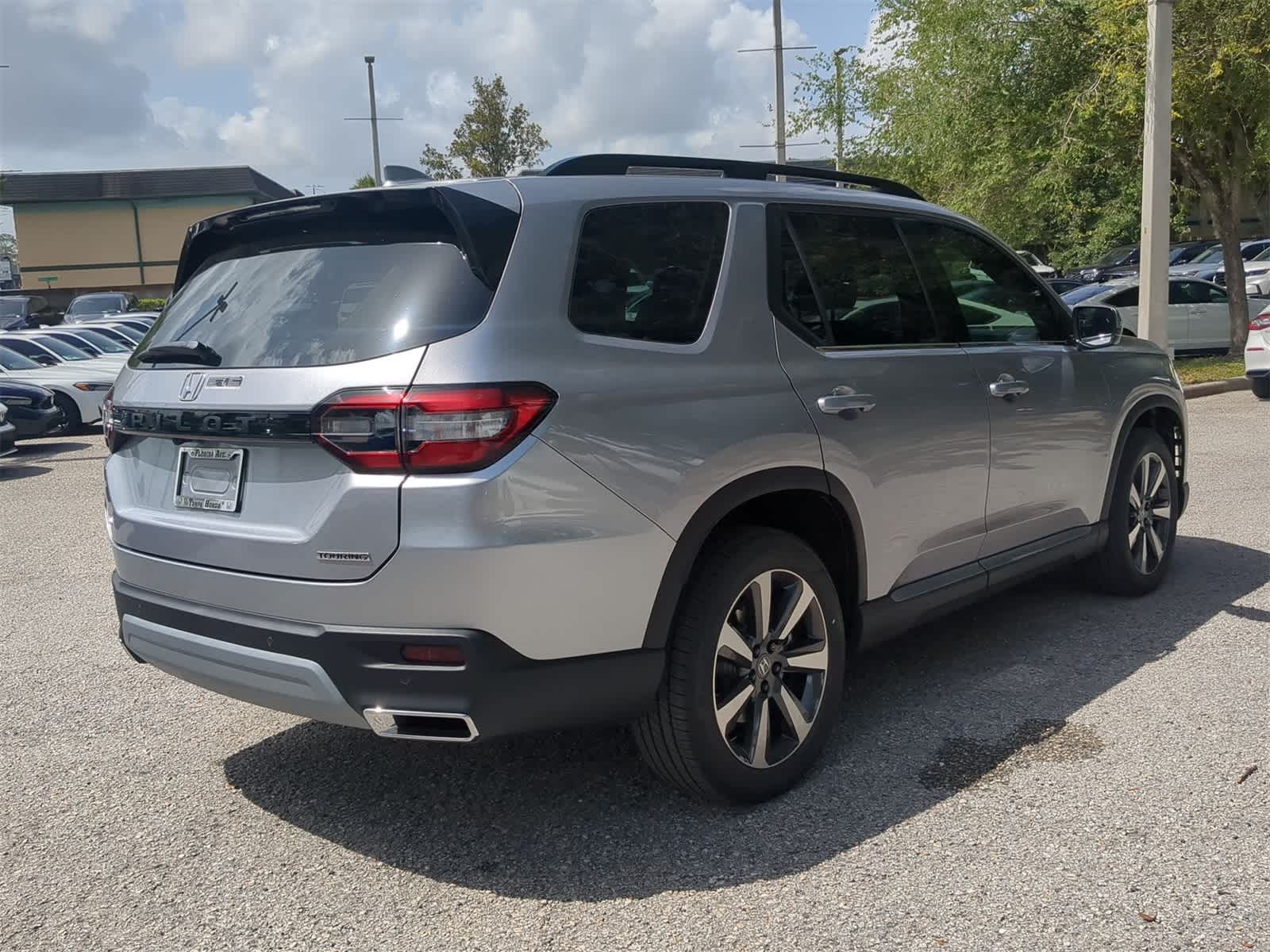 2025 Honda Pilot Touring 6
