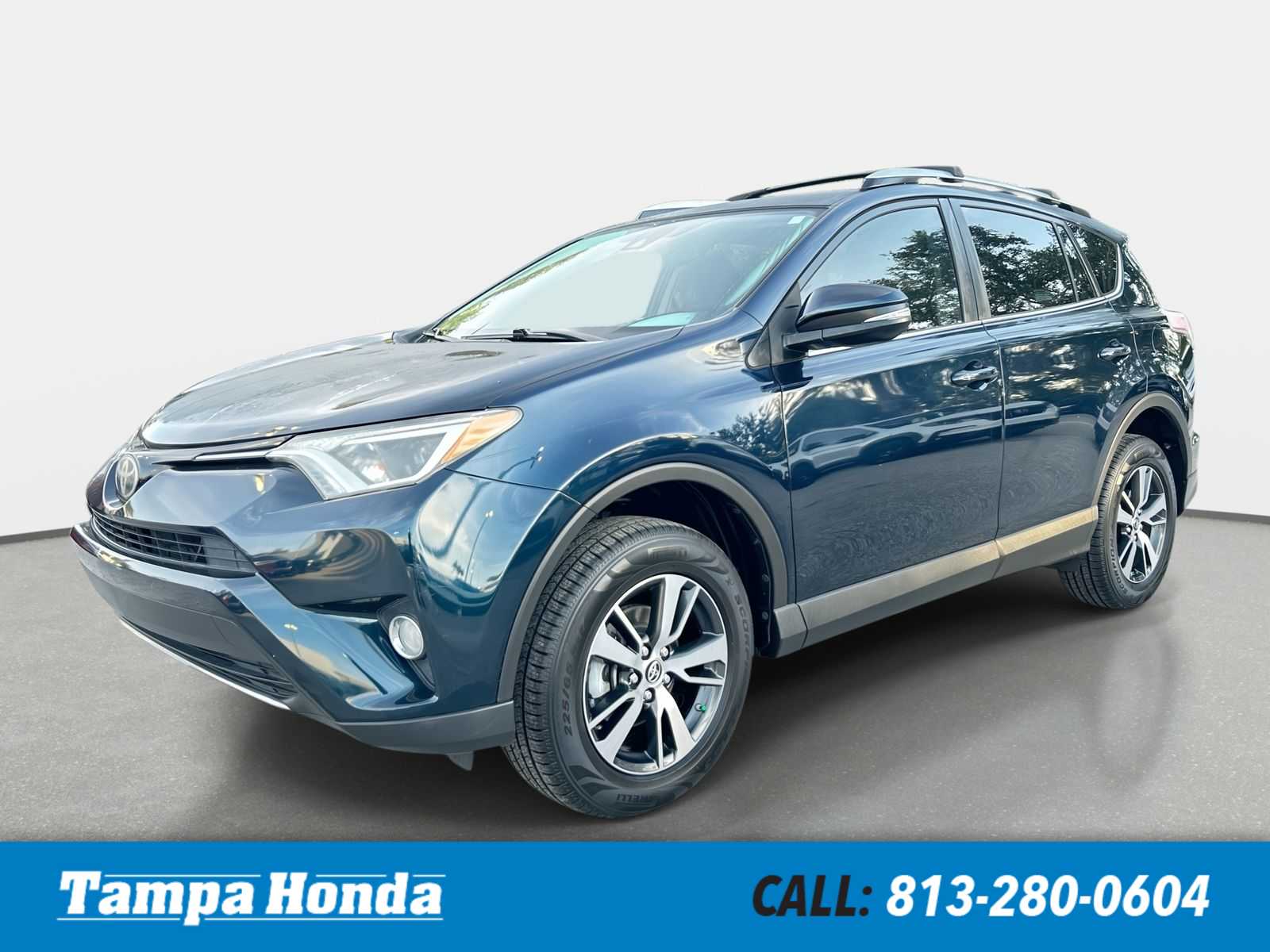 Thumbnail: 2018 Toyota RAV4 - 1