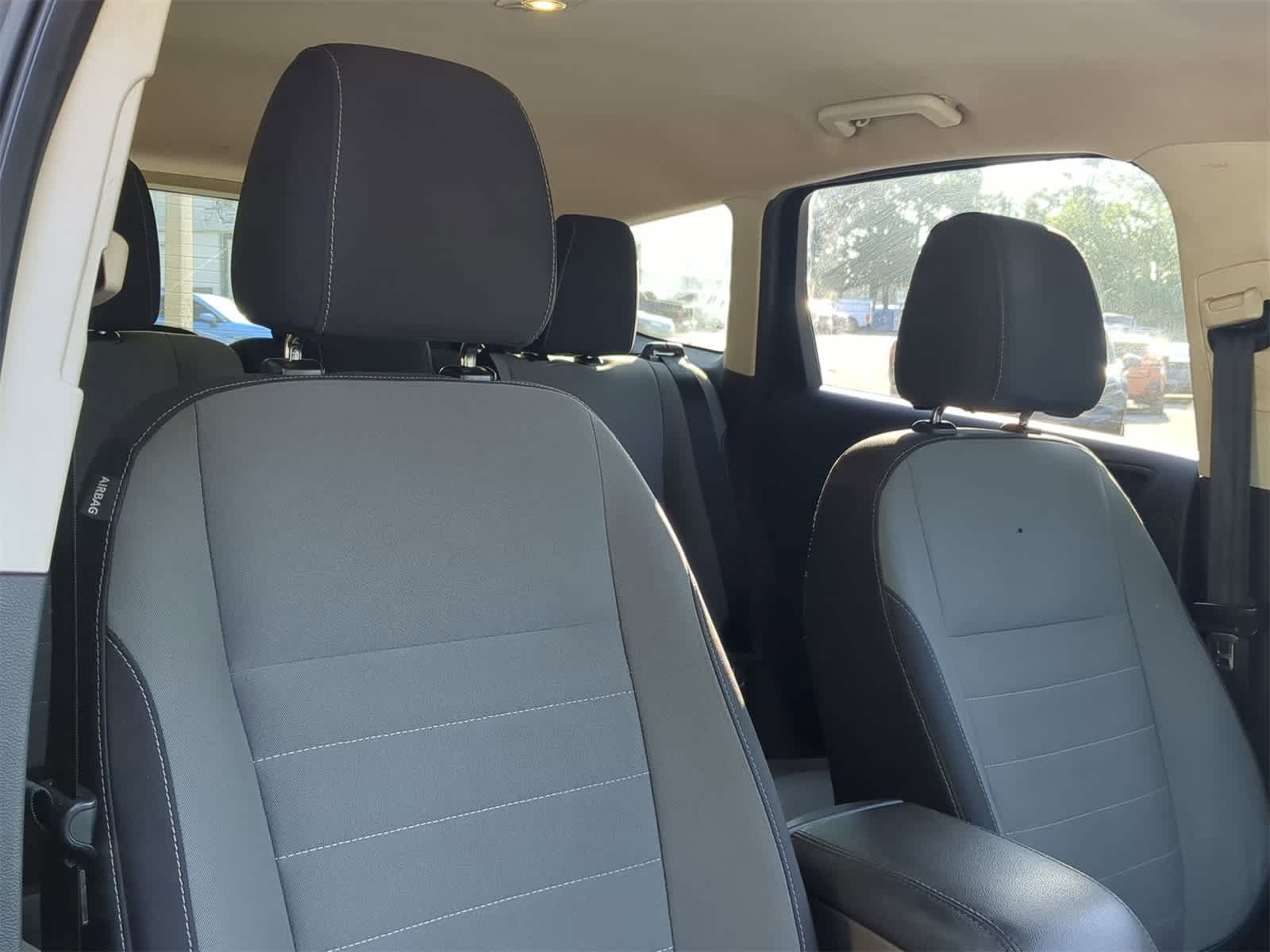 Thumbnail: 2016 Ford Escape - 7