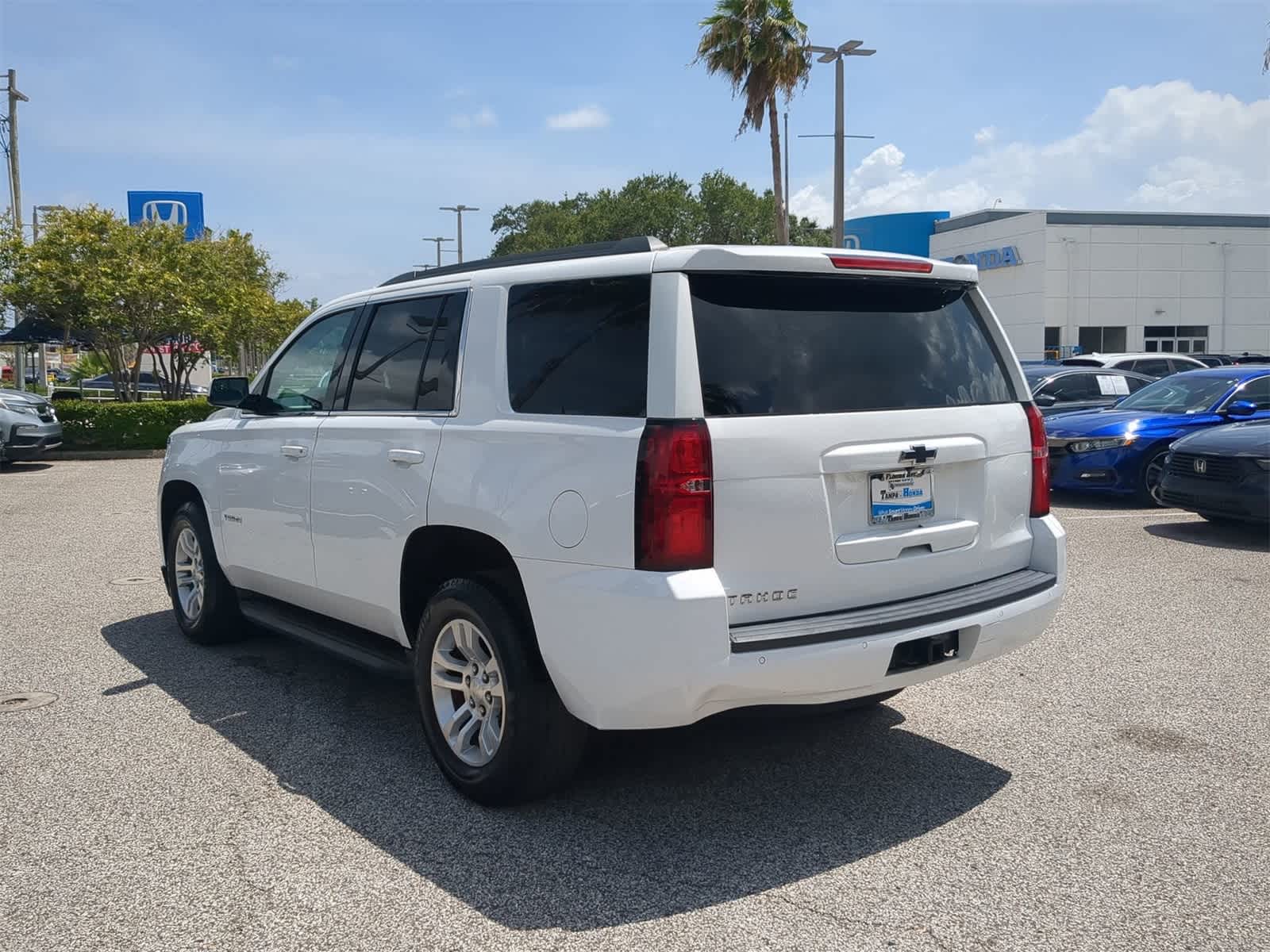 Thumbnail: 2020 Chevrolet Tahoe - 4