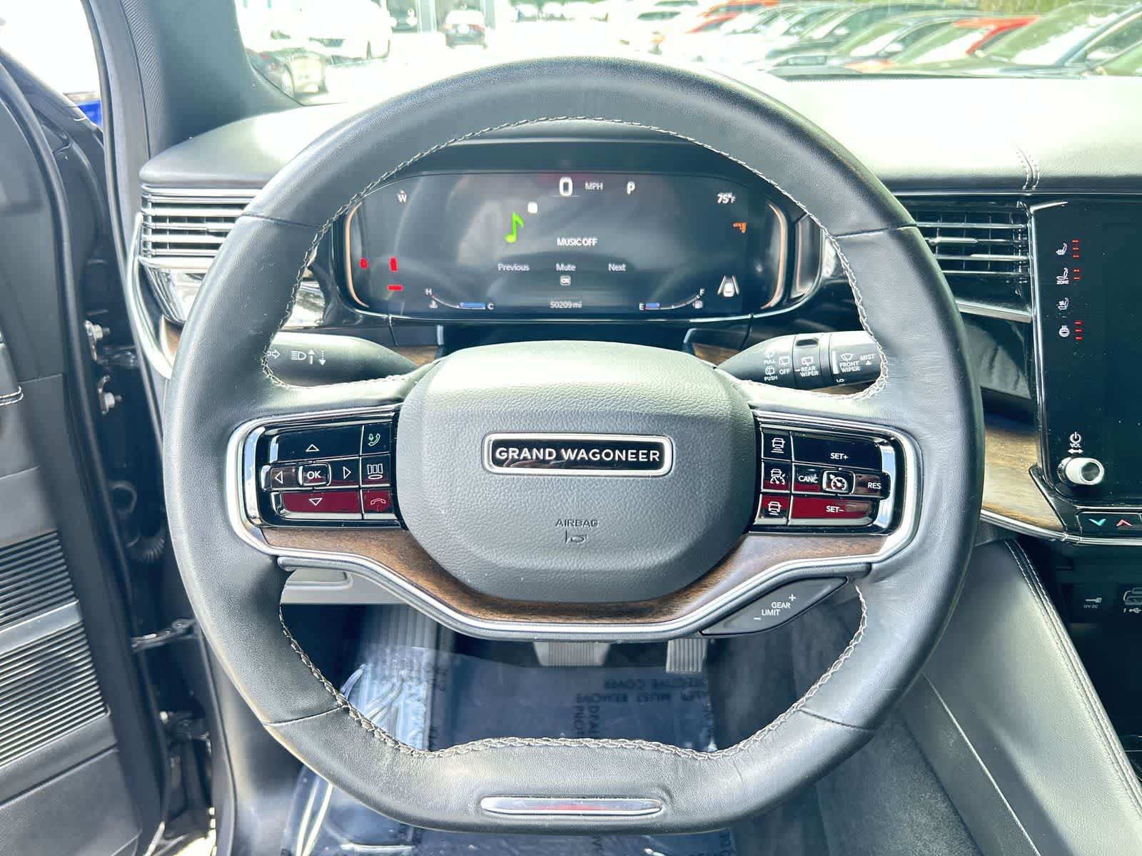 Thumbnail: 2022 Jeep Grand Wagoneer - 16