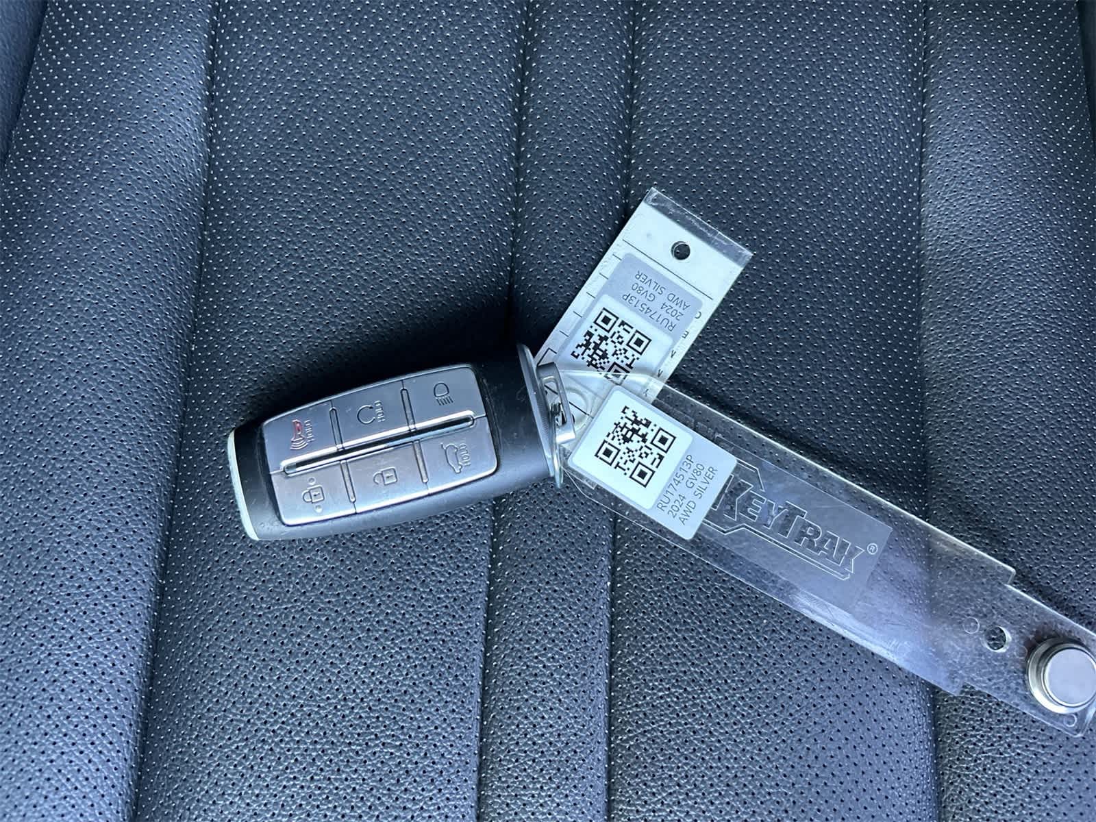 Thumbnail: 2024 Genesis GV80 - 20