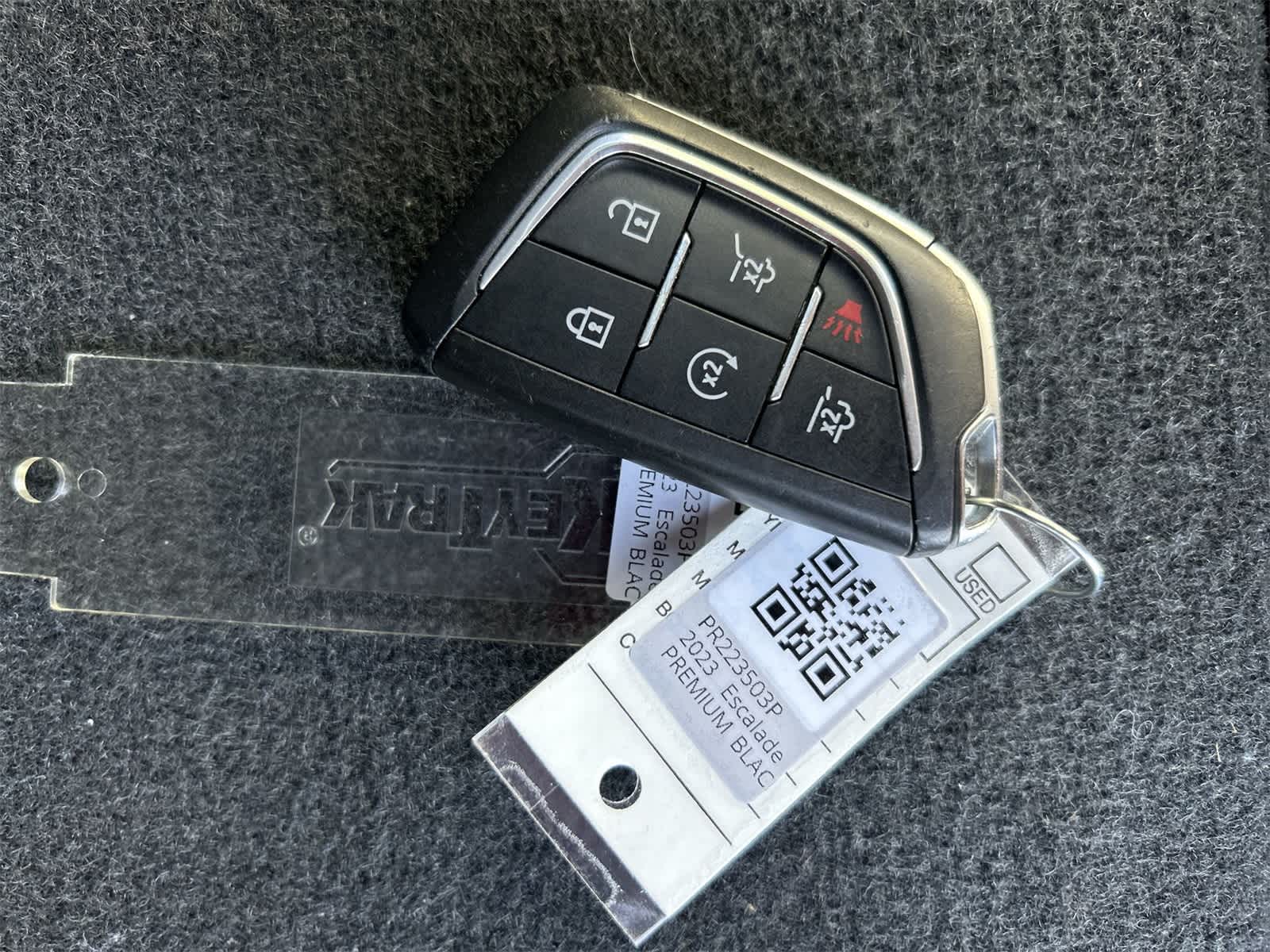 Thumbnail: 2023 Cadillac Escalade - 20