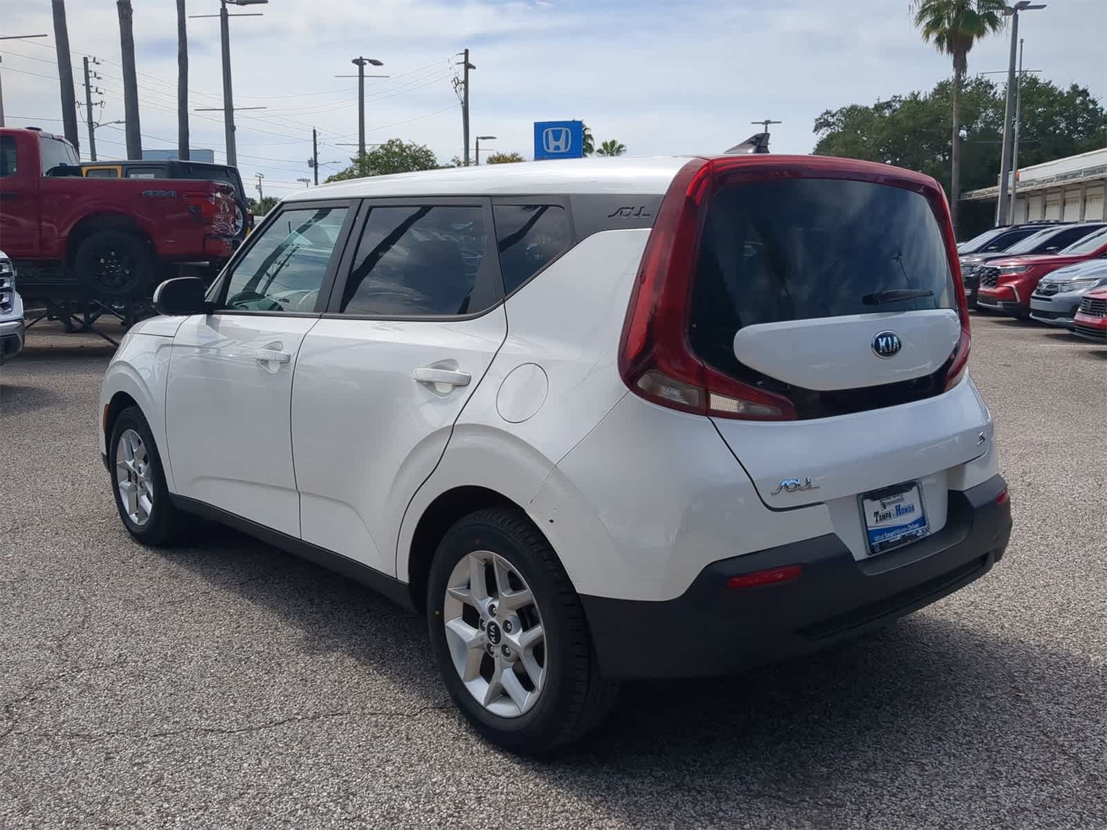 Thumbnail: 2021 Kia Soul - 4