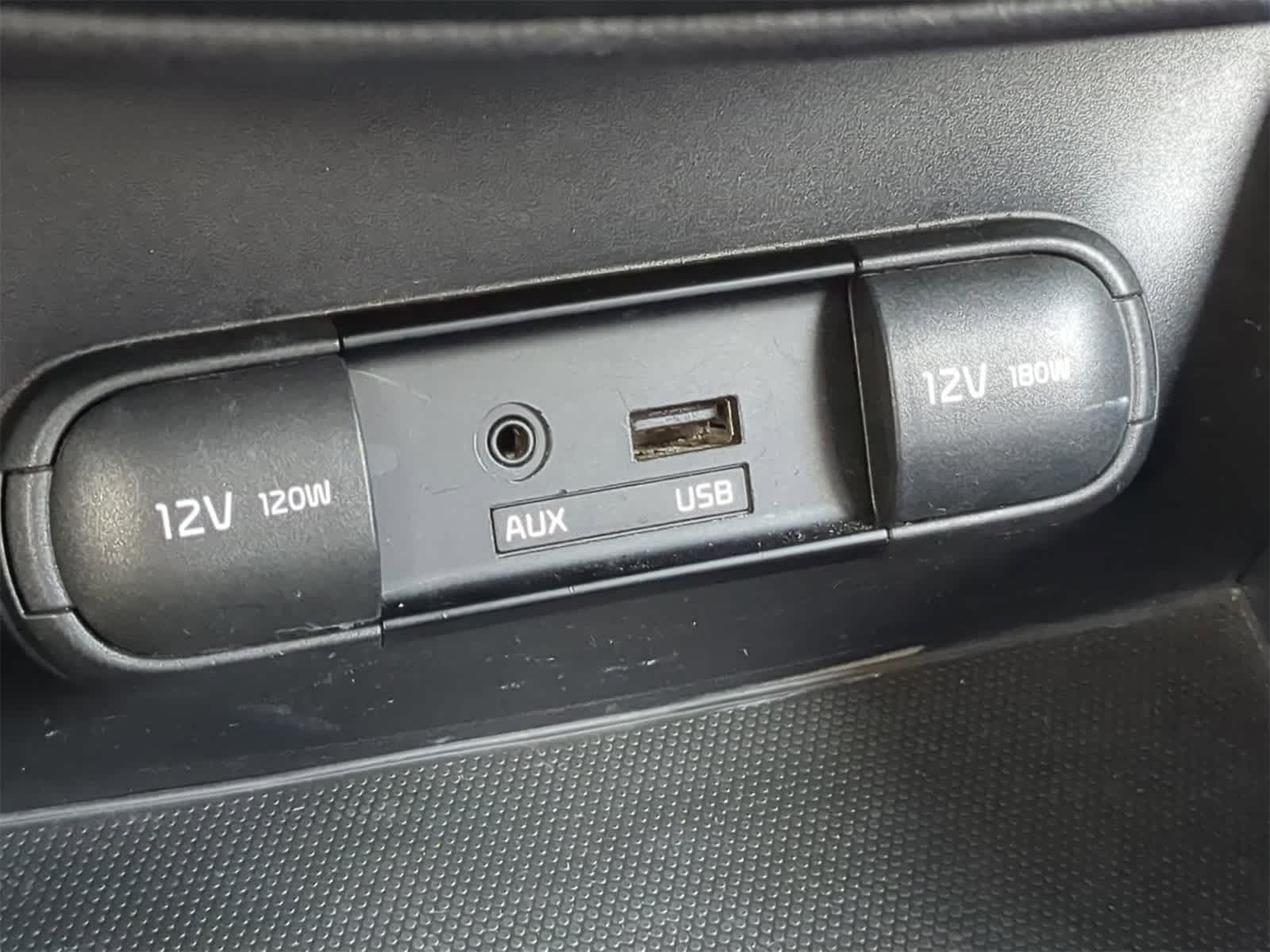 Thumbnail: 2015 Kia Soul - 20