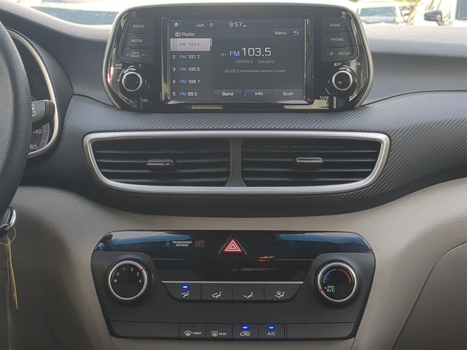 2019 Hyundai Tucson SE 17