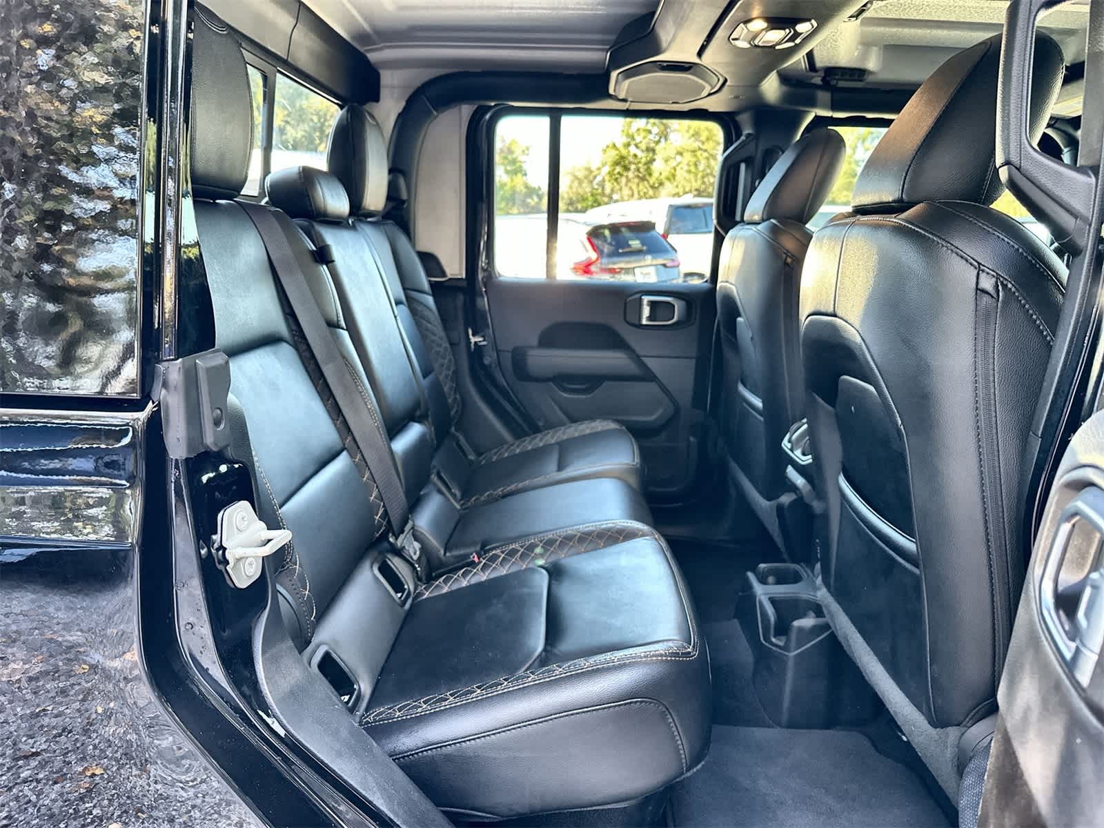 Thumbnail: 2023 Jeep Gladiator - 12