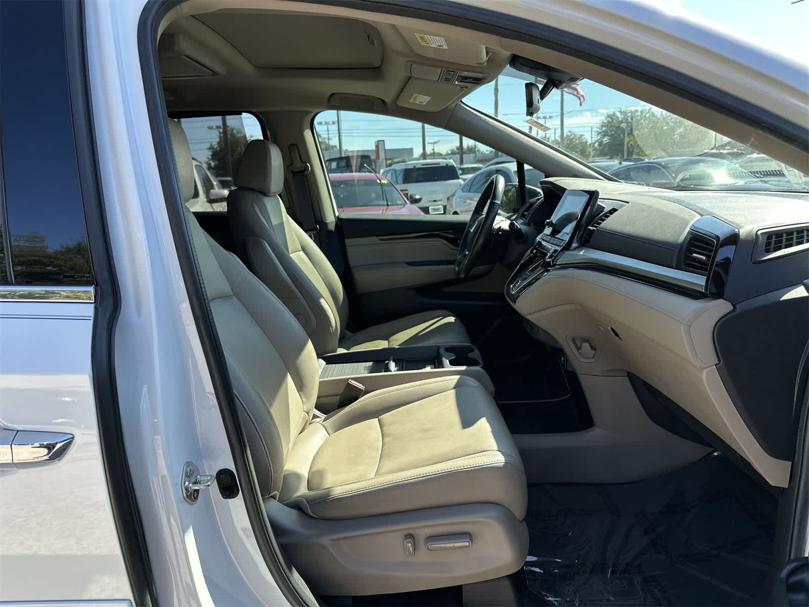 Thumbnail: 2020 Honda Odyssey - 20