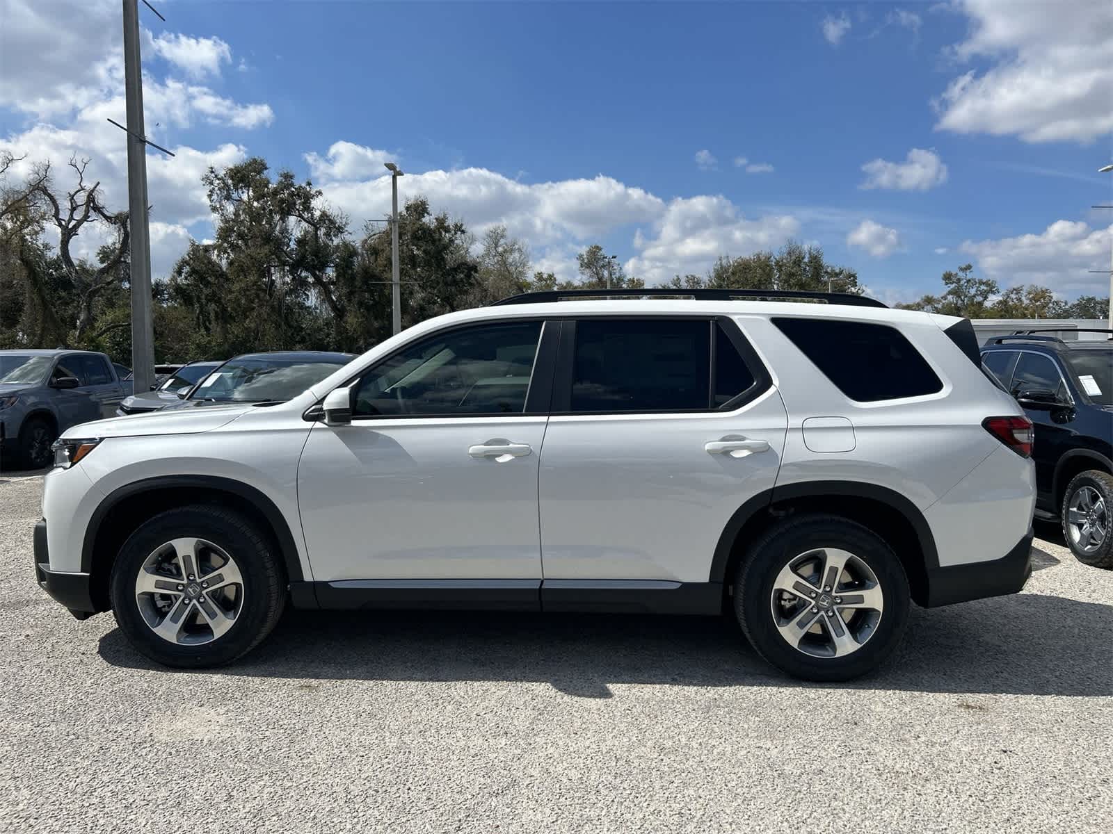 Thumbnail: 2026 Honda Pilot - 3