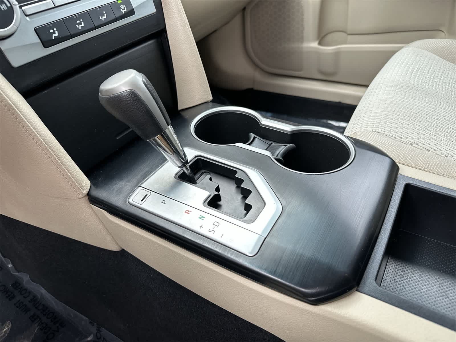 Thumbnail: 2014 Toyota Camry - 15