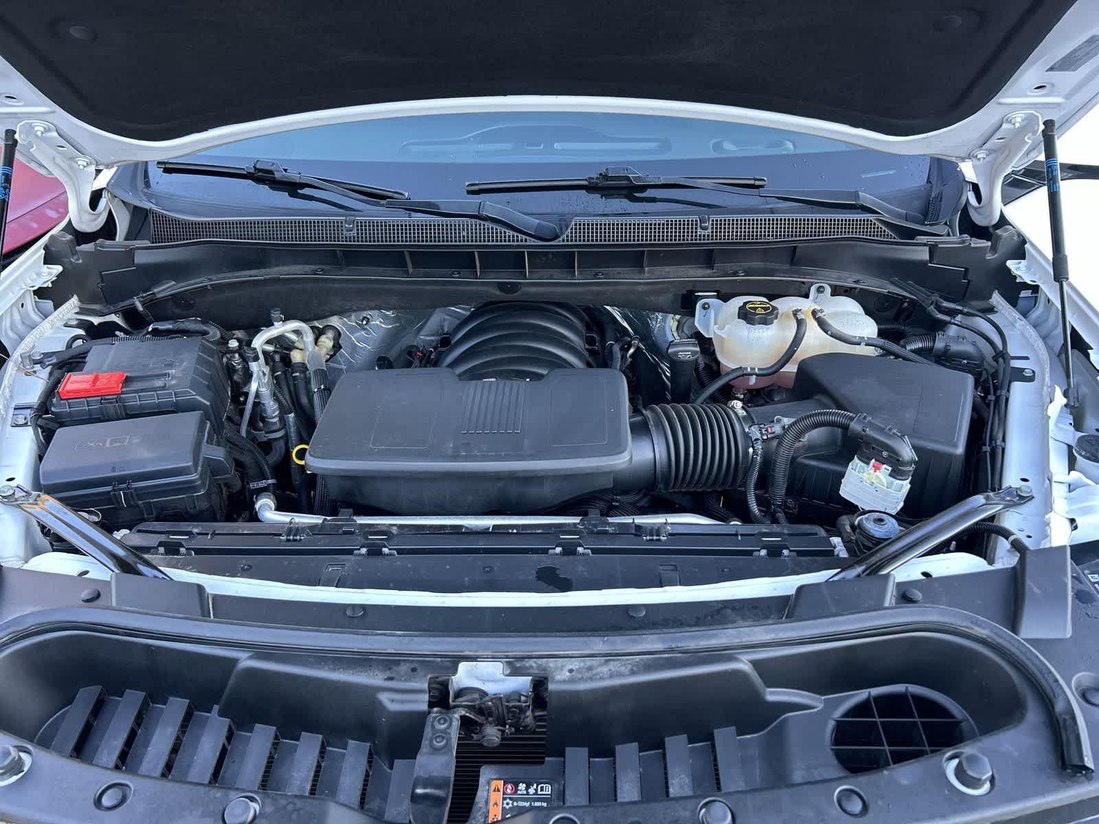 Thumbnail: 2024 Chevrolet Suburban - 9