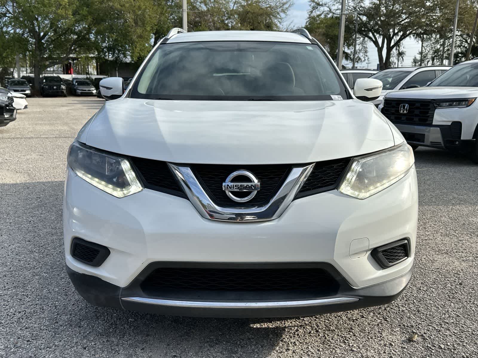 Thumbnail: 2016 Nissan Rogue - 3