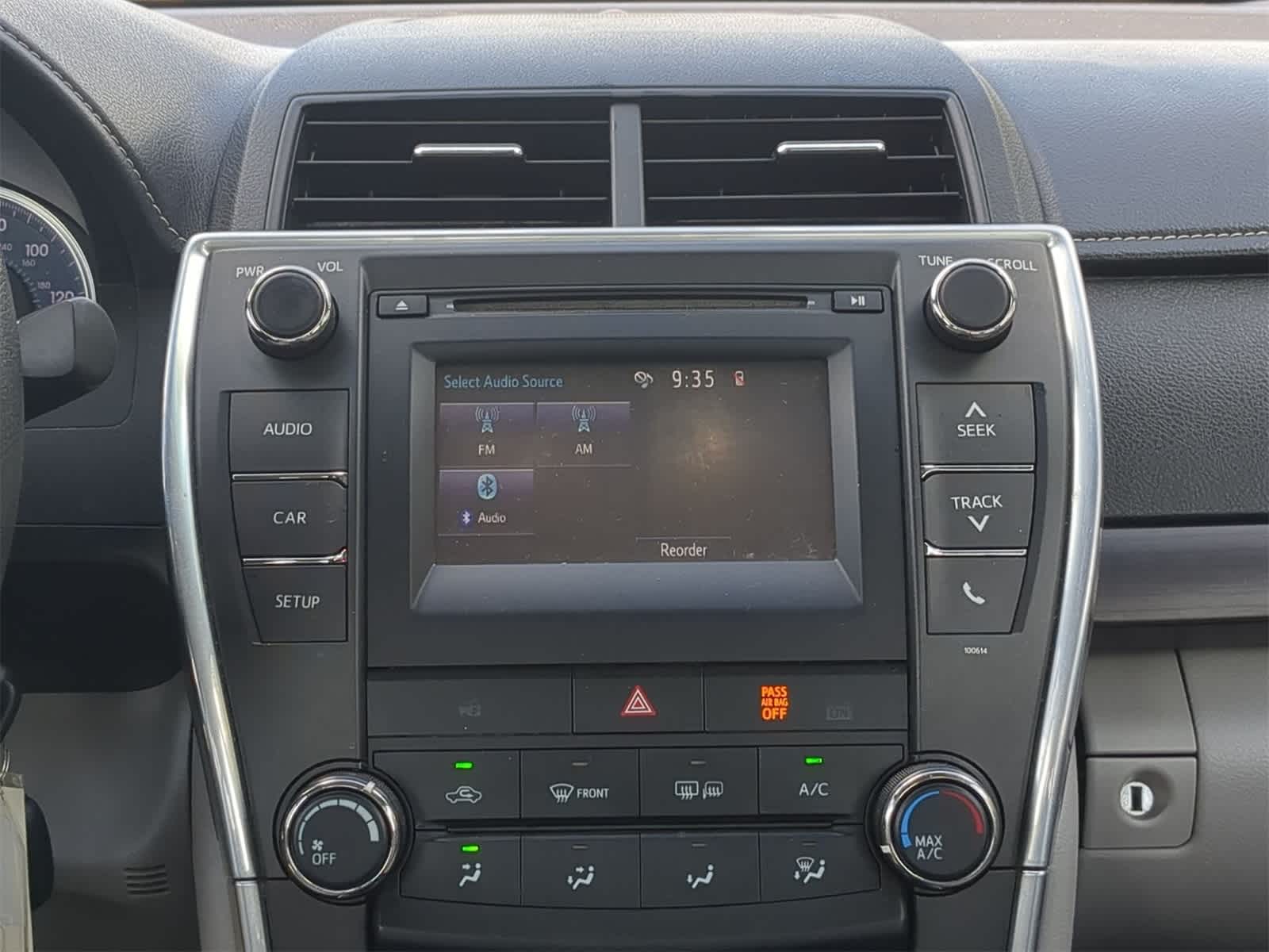 2017 Toyota Camry LE 17
