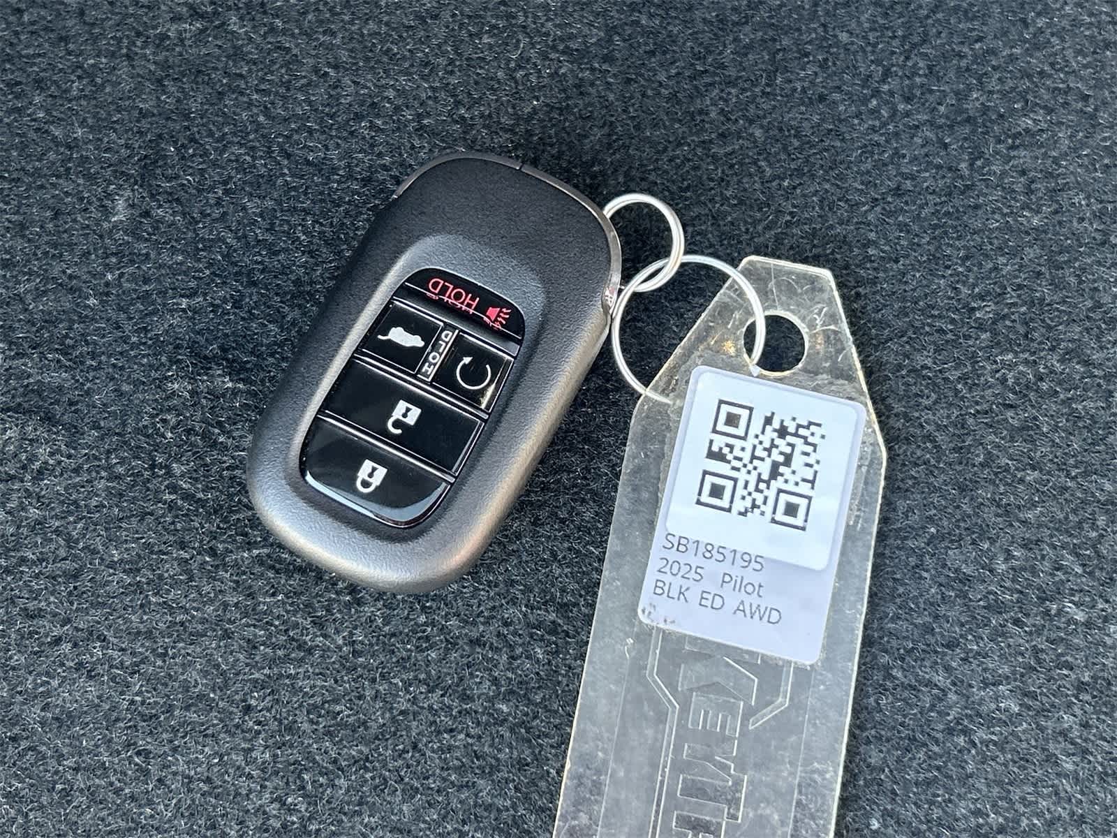 Thumbnail: 2025 Honda Pilot - 20