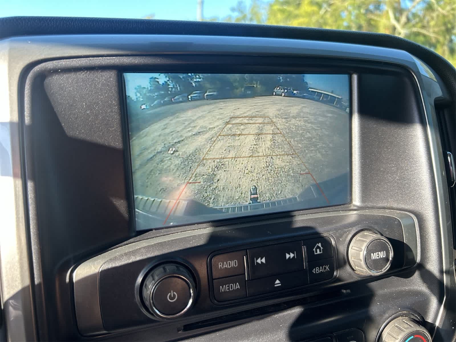 Thumbnail: 2018 Chevrolet Silverado 1500 - 22