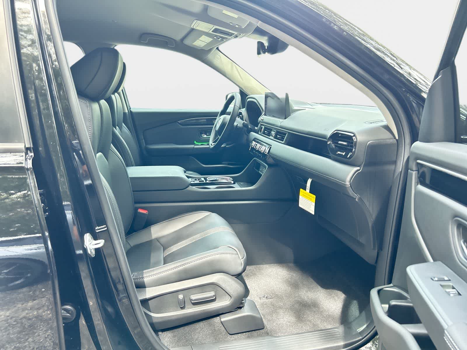 Thumbnail: 2026 Honda Pilot - 14