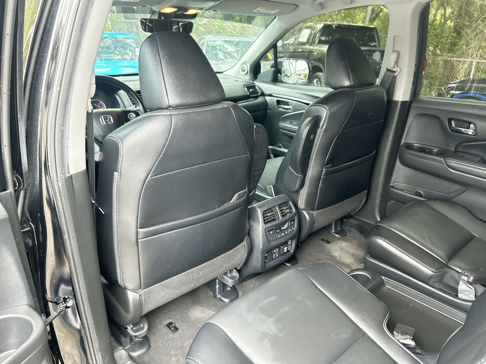 Thumbnail: 2020 Honda Pilot - 12