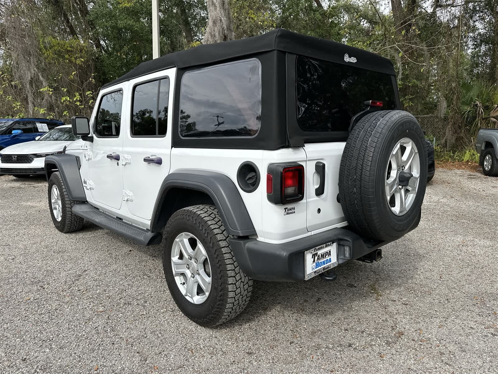 Thumbnail: 2018 Jeep Wrangler - 4