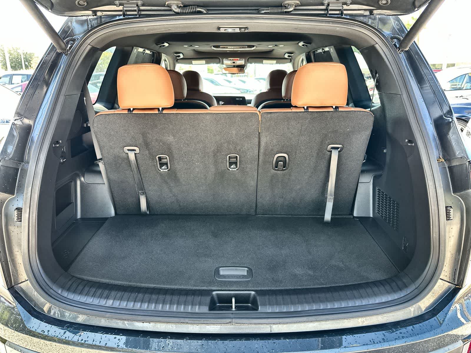 Thumbnail: 2023 Kia Telluride - 9