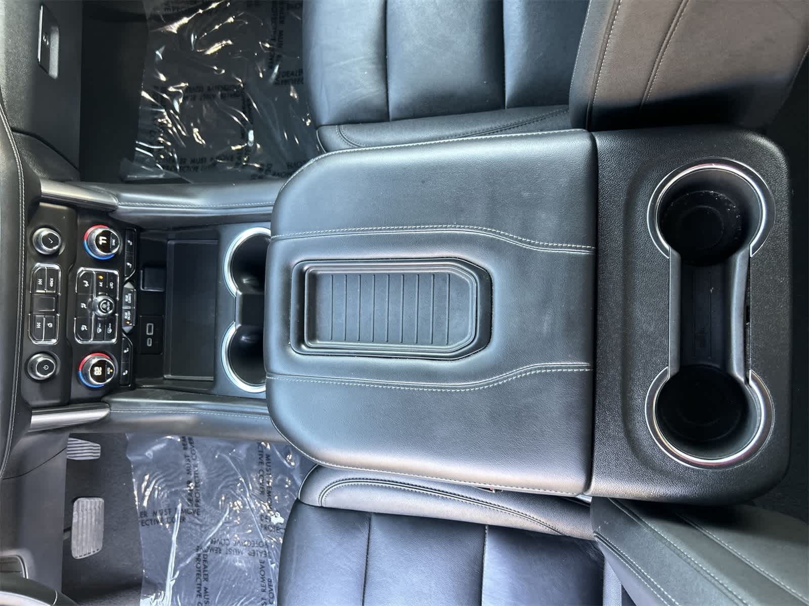 Thumbnail: 2024 Chevrolet Suburban - 16