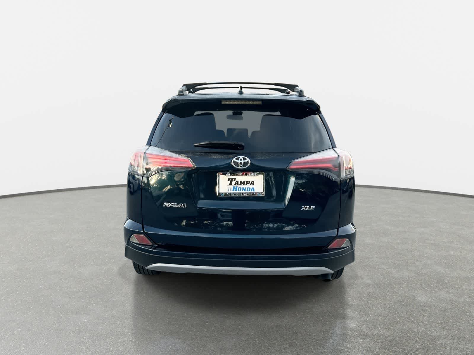 Thumbnail: 2018 Toyota RAV4 - 7