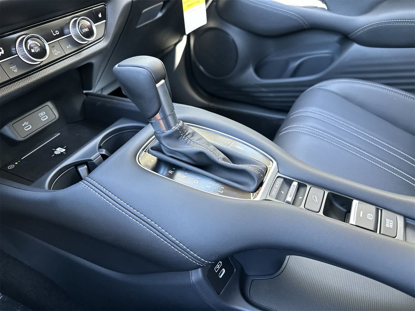 Thumbnail: 2026 Honda HR-V - 15