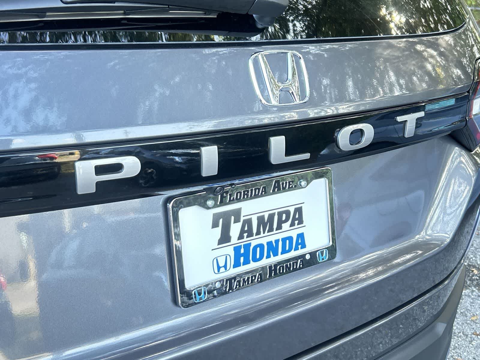 Thumbnail: 2026 Honda Pilot - 8
