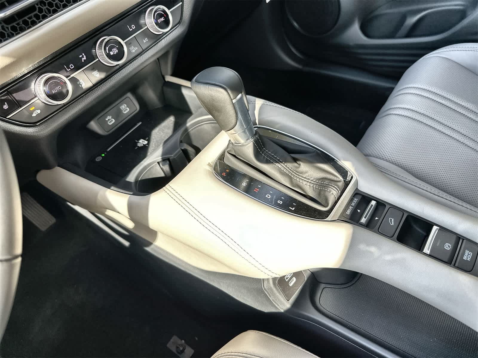 Thumbnail: 2026 Honda HR-V - 17