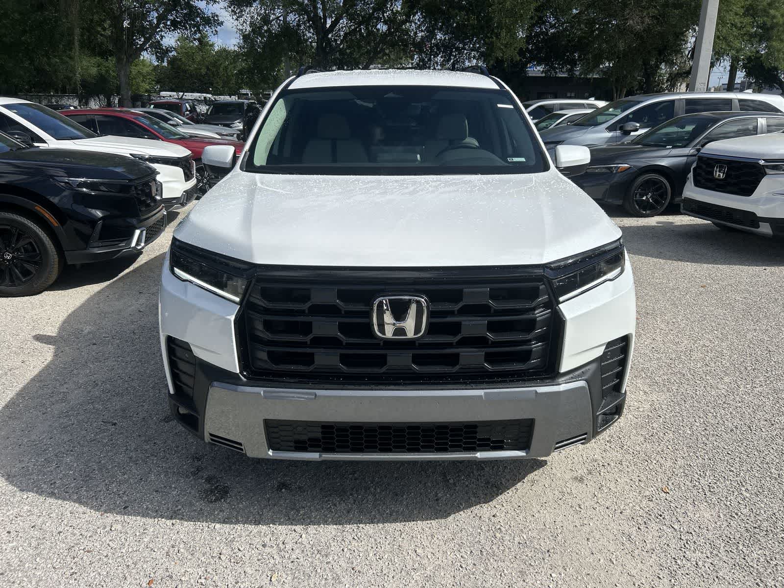 Thumbnail: 2026 Honda Pilot - 3