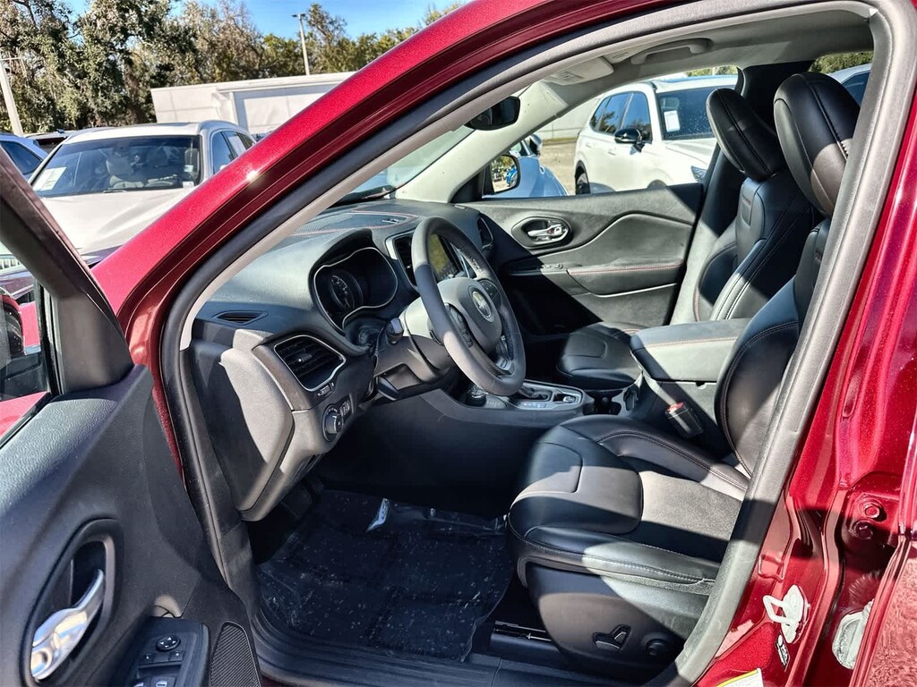 Used 2022 Jeep Cherokee Trailhawk SUV