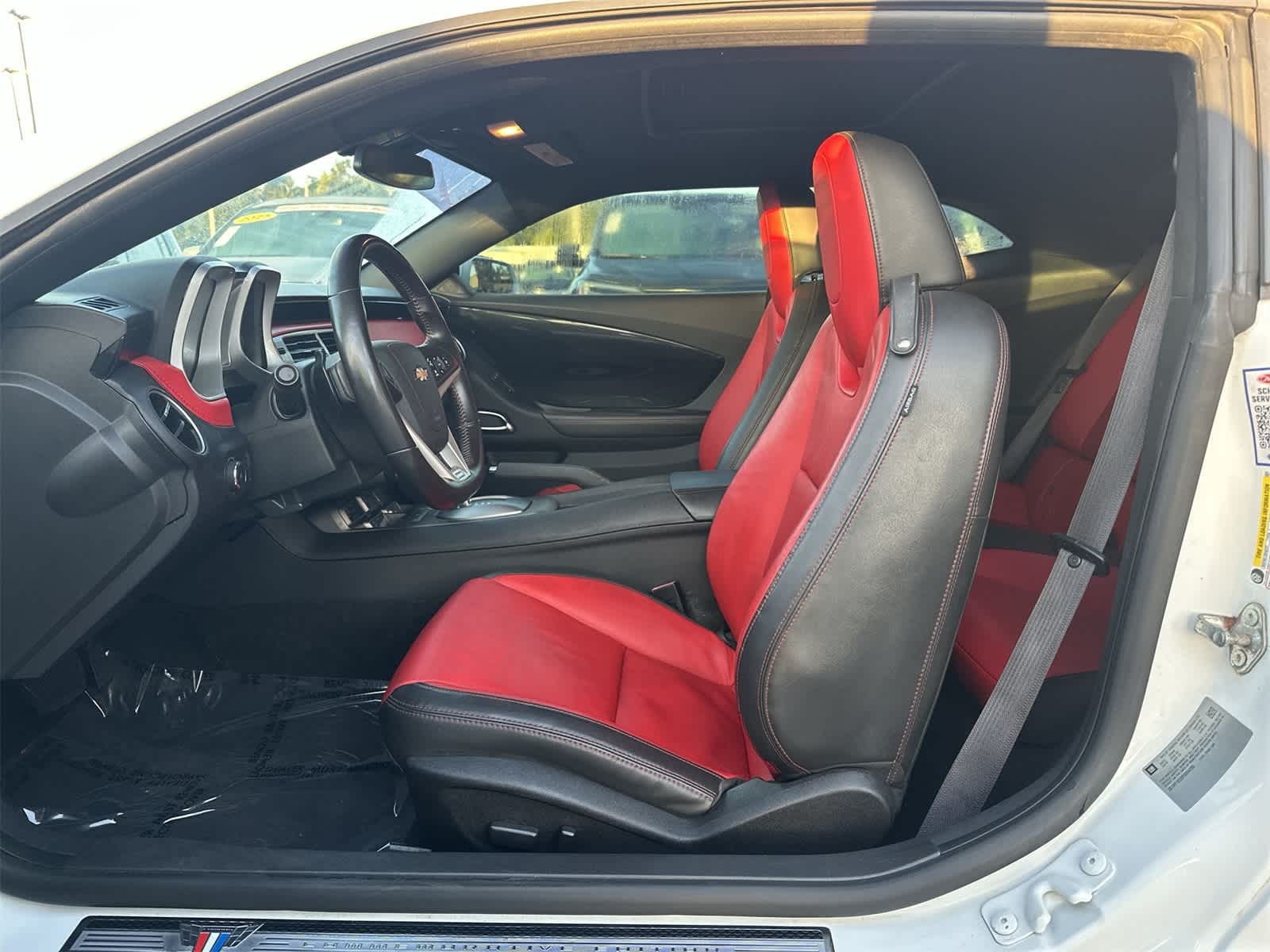 Thumbnail: 2015 Chevrolet Camaro - 4