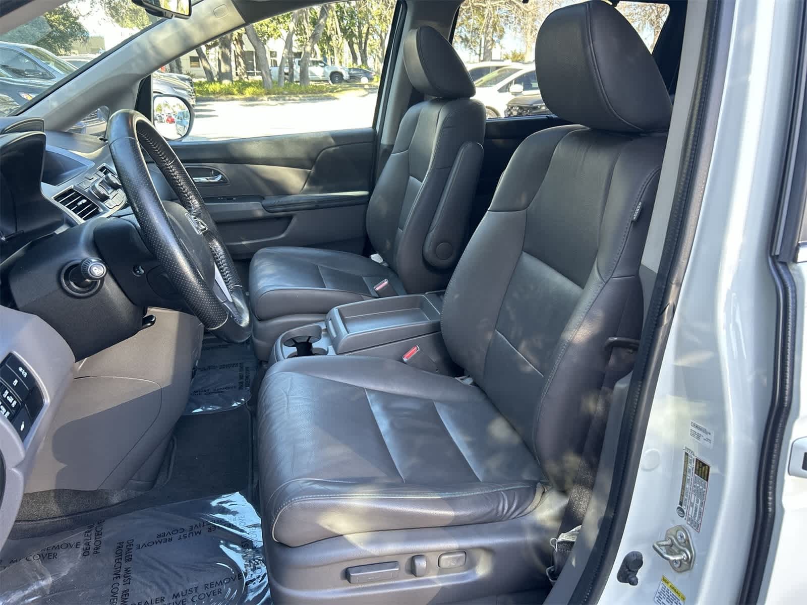 Thumbnail: 2015 Honda Odyssey - 11