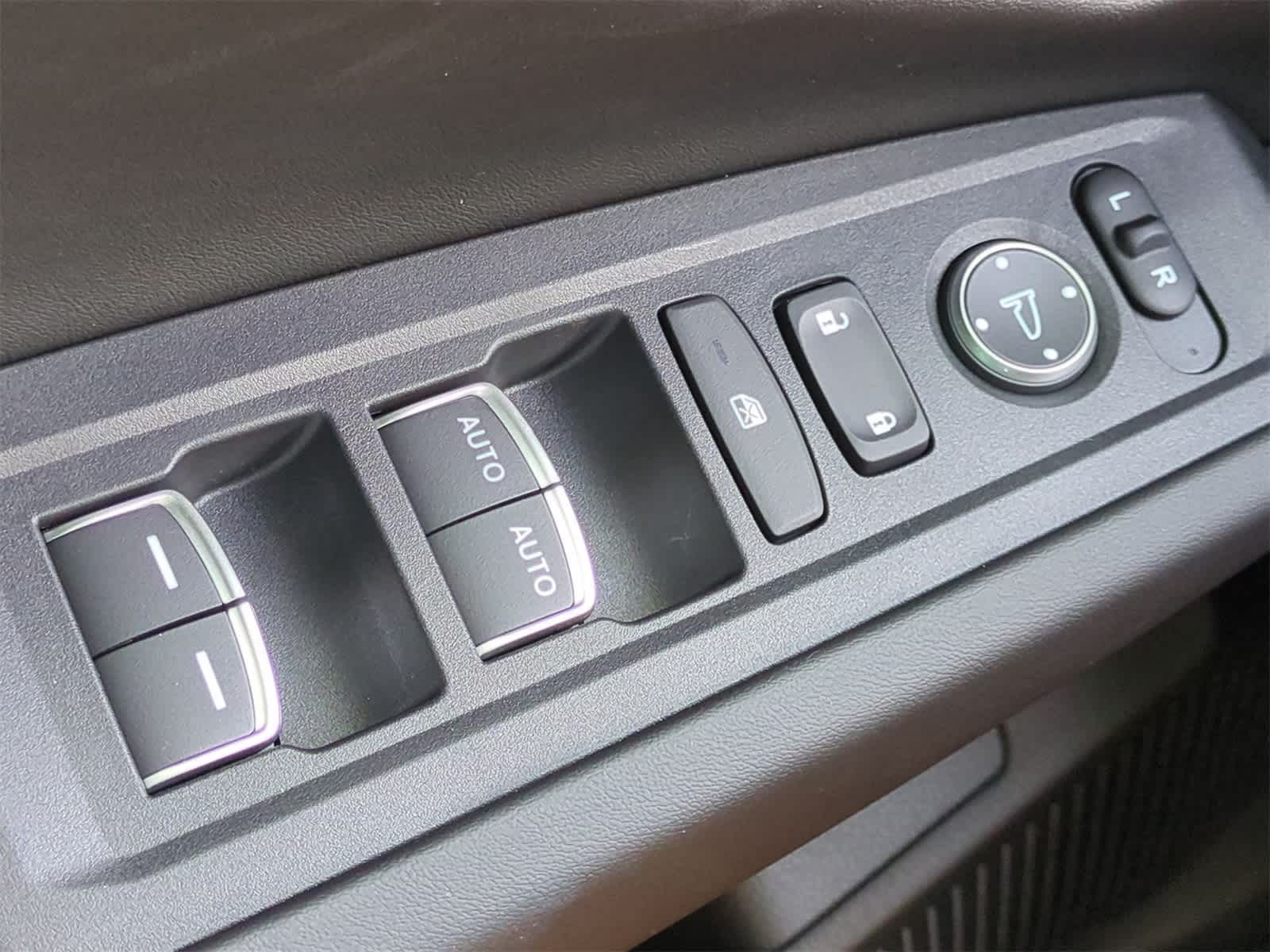 Thumbnail: 2025 Honda Accord - 22