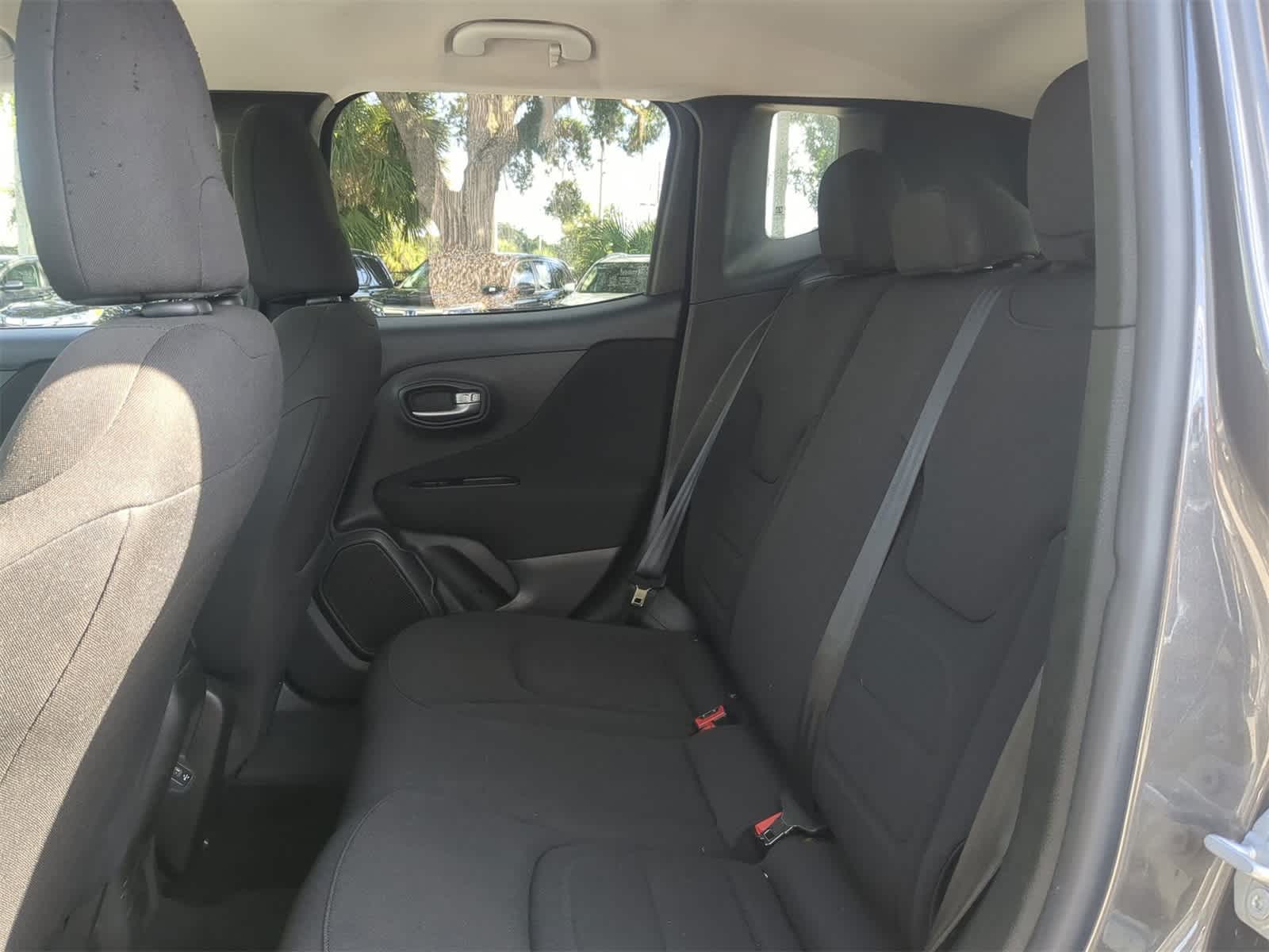 Thumbnail: 2021 Jeep Renegade - 13