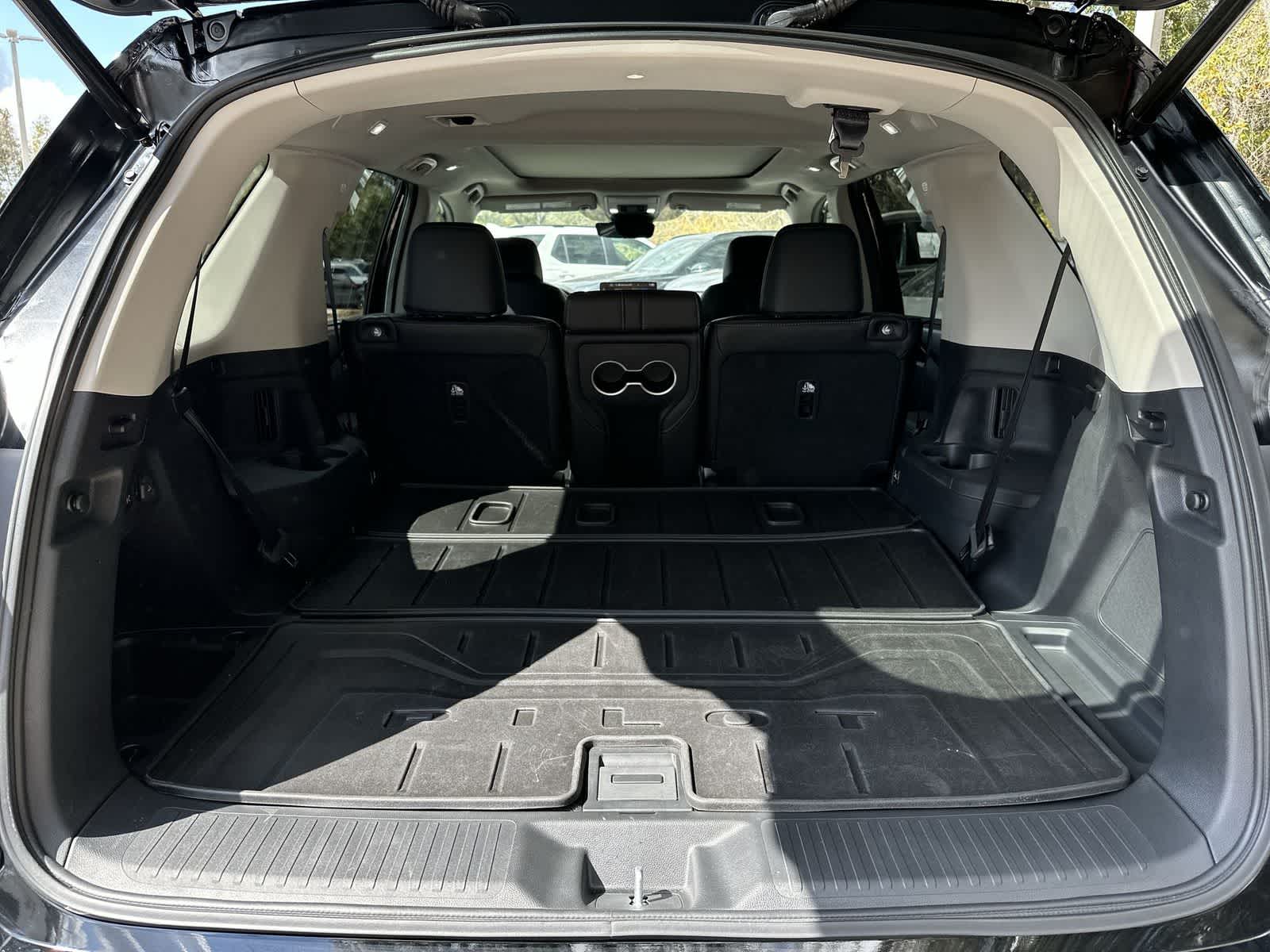 Thumbnail: 2025 Honda Pilot - 18