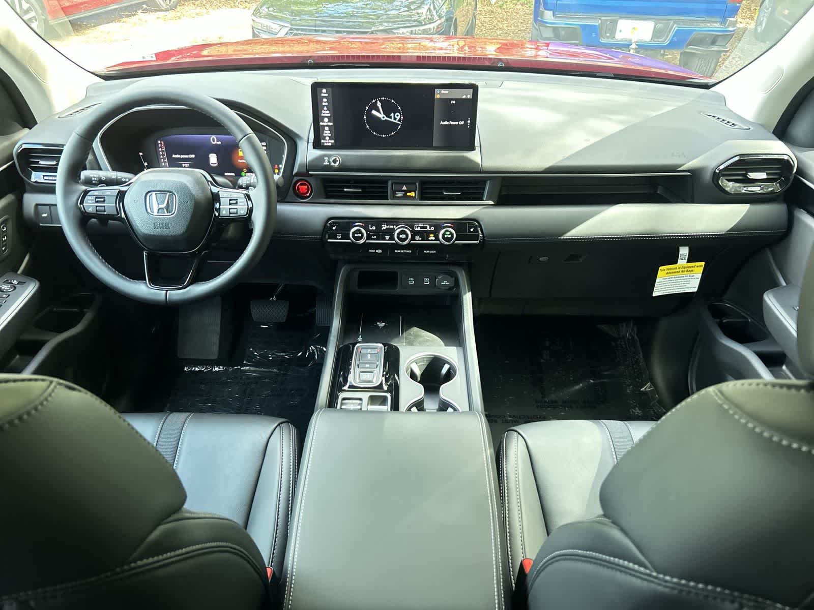 Thumbnail: 2026 Honda Pilot - 15