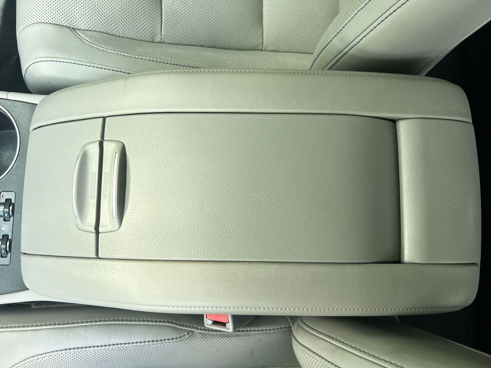 Thumbnail: 2014 Toyota Highlander - 21