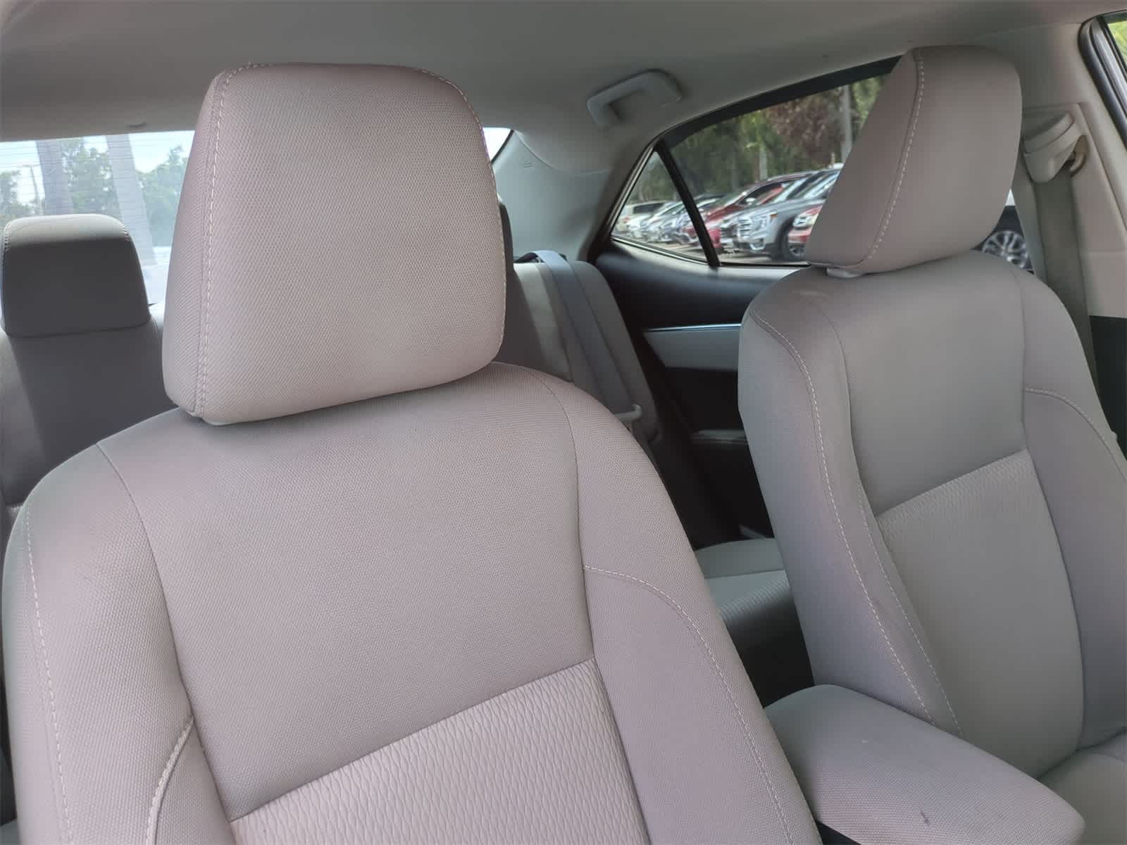 Thumbnail: 2014 Toyota Corolla - 7